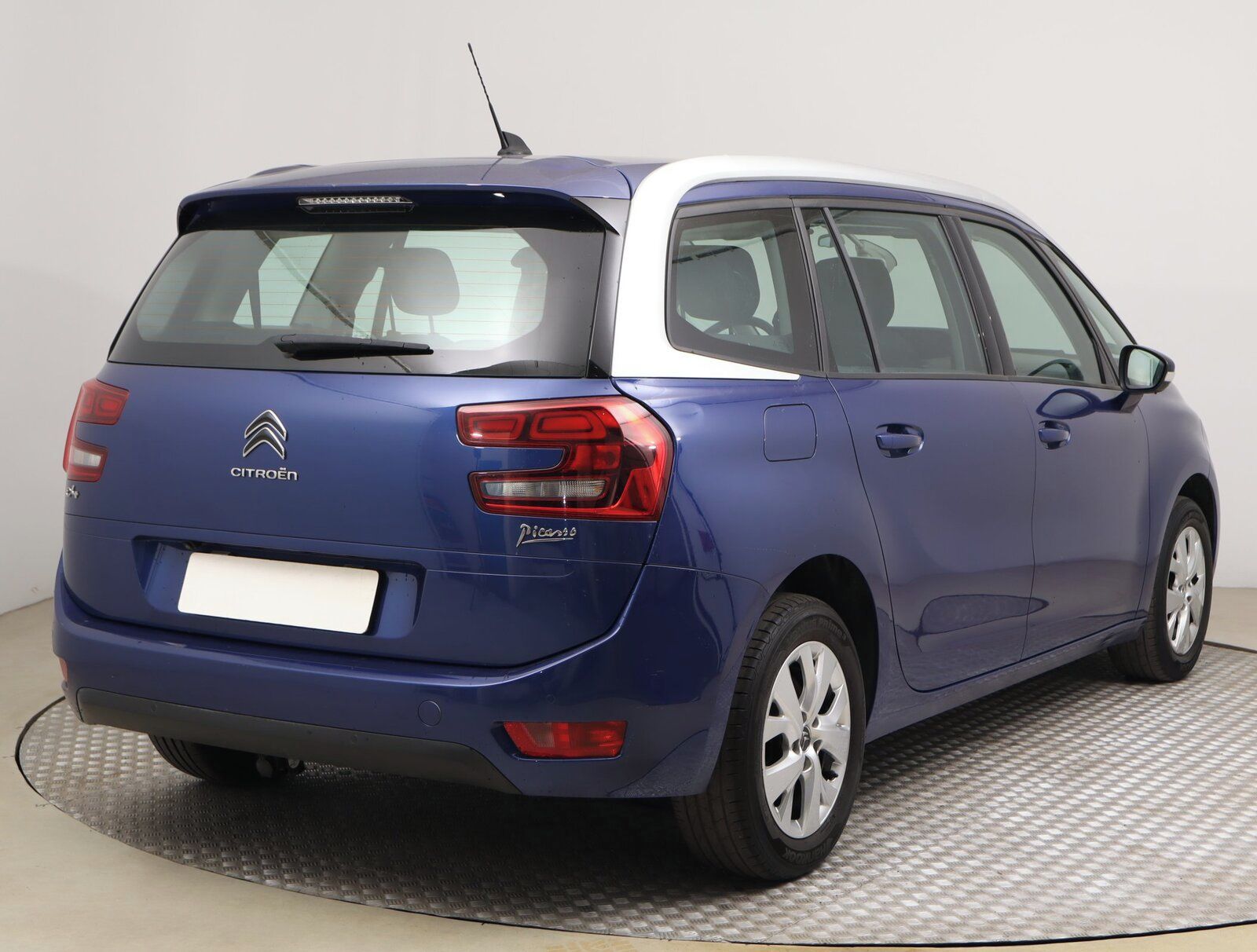Citroën Grand C4 Picasso, PureTech 130, 7 míst - fotka 5