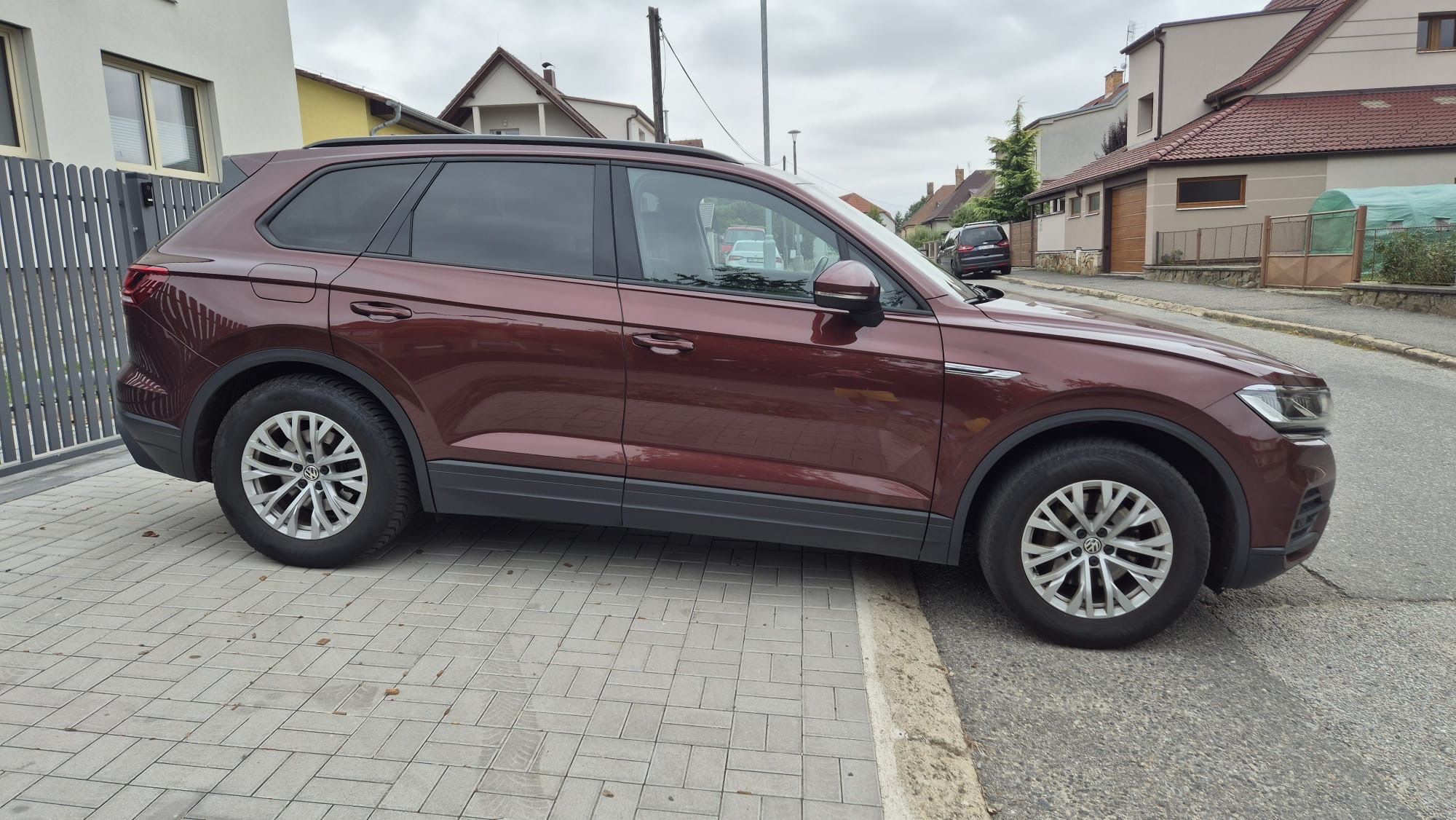 Volkswagen Touareg, 3.0 TDI, výborný stav - fotka 5