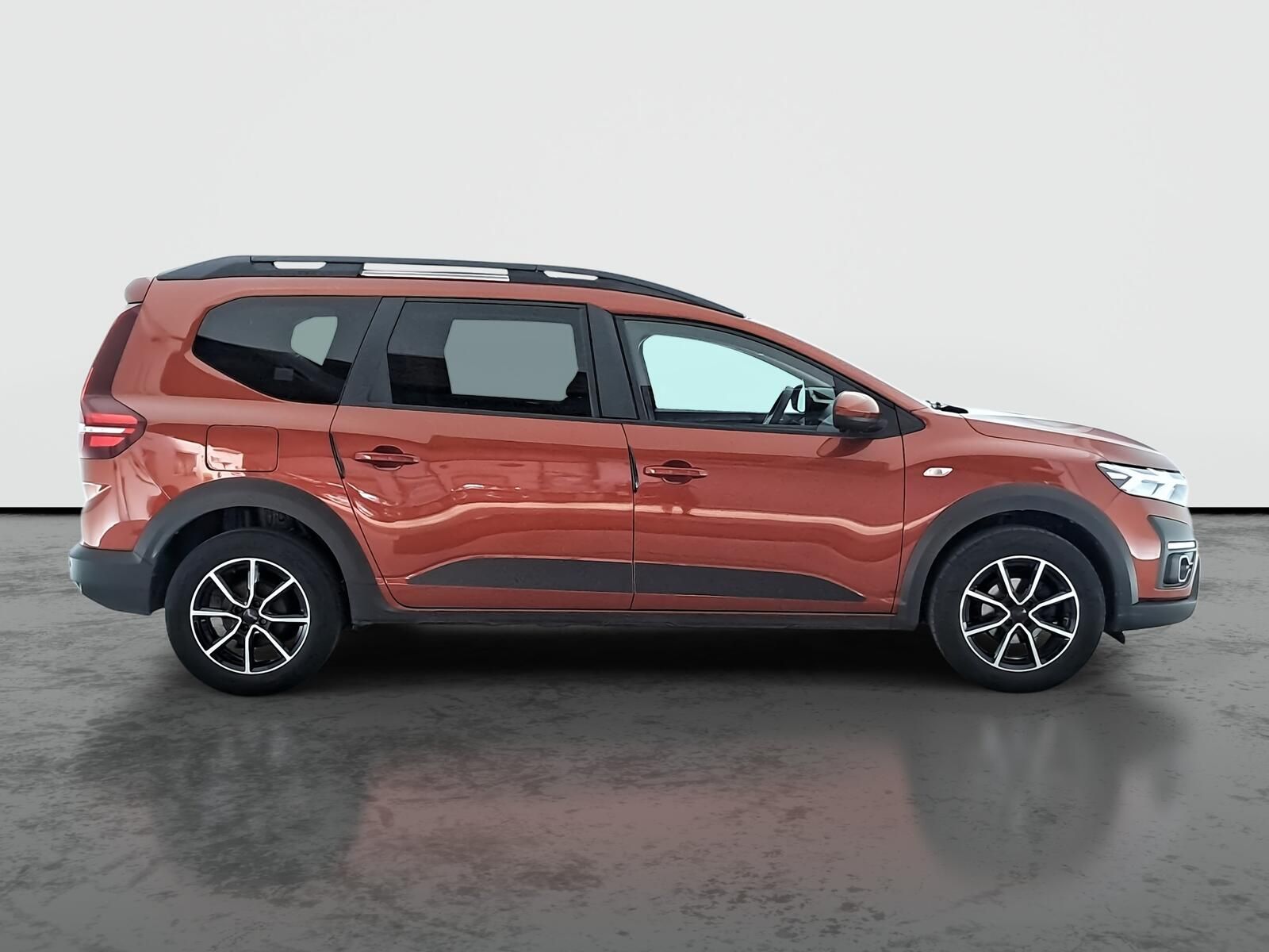 Dacia Jogger, 1.0 TCe, Comfort, Serv.kniha - fotka 6