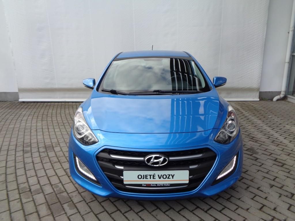 Hyundai i30, 1.6i GDI Weekend - fotka 4