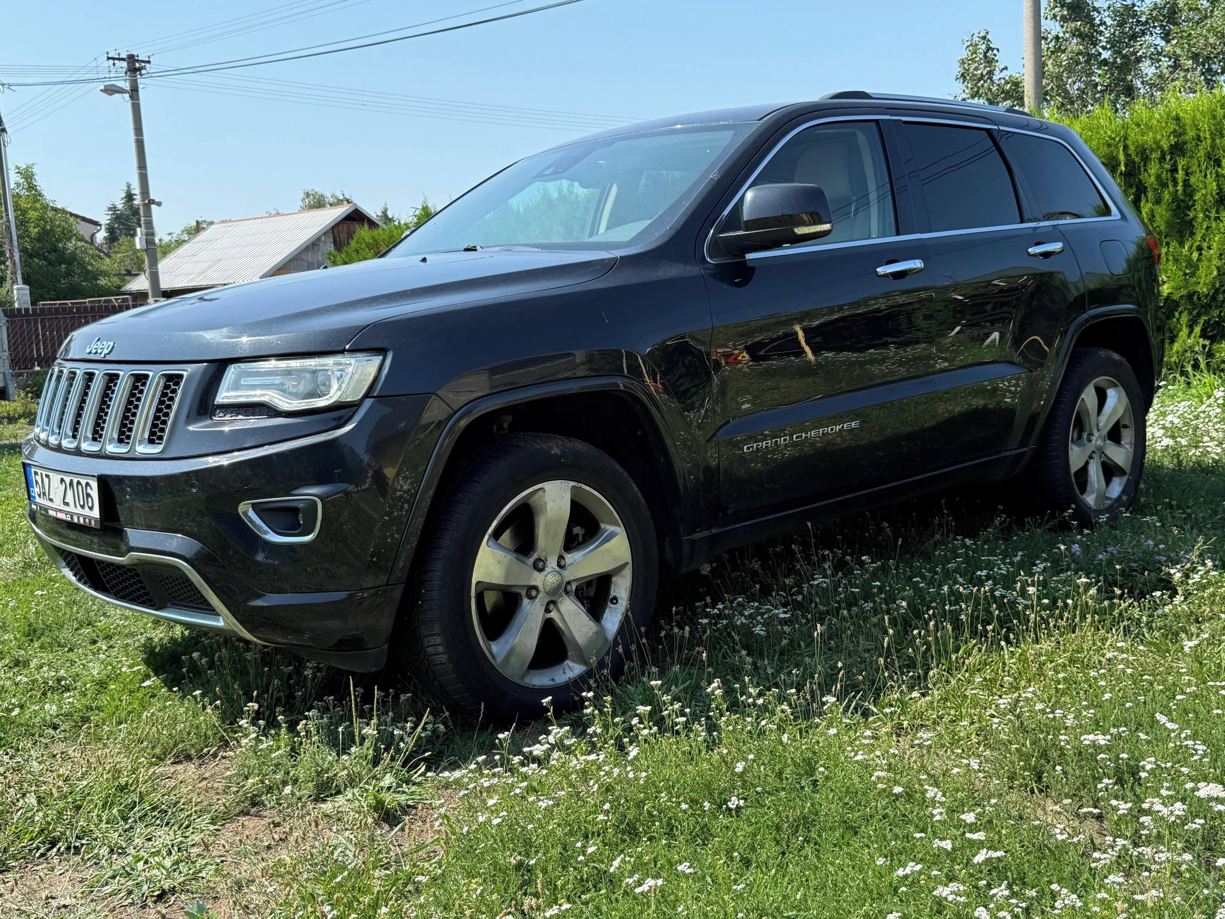 Jeep Grand Cherokee, OVERLAND PLNÁ VÝBAVA!!! - fotka 2