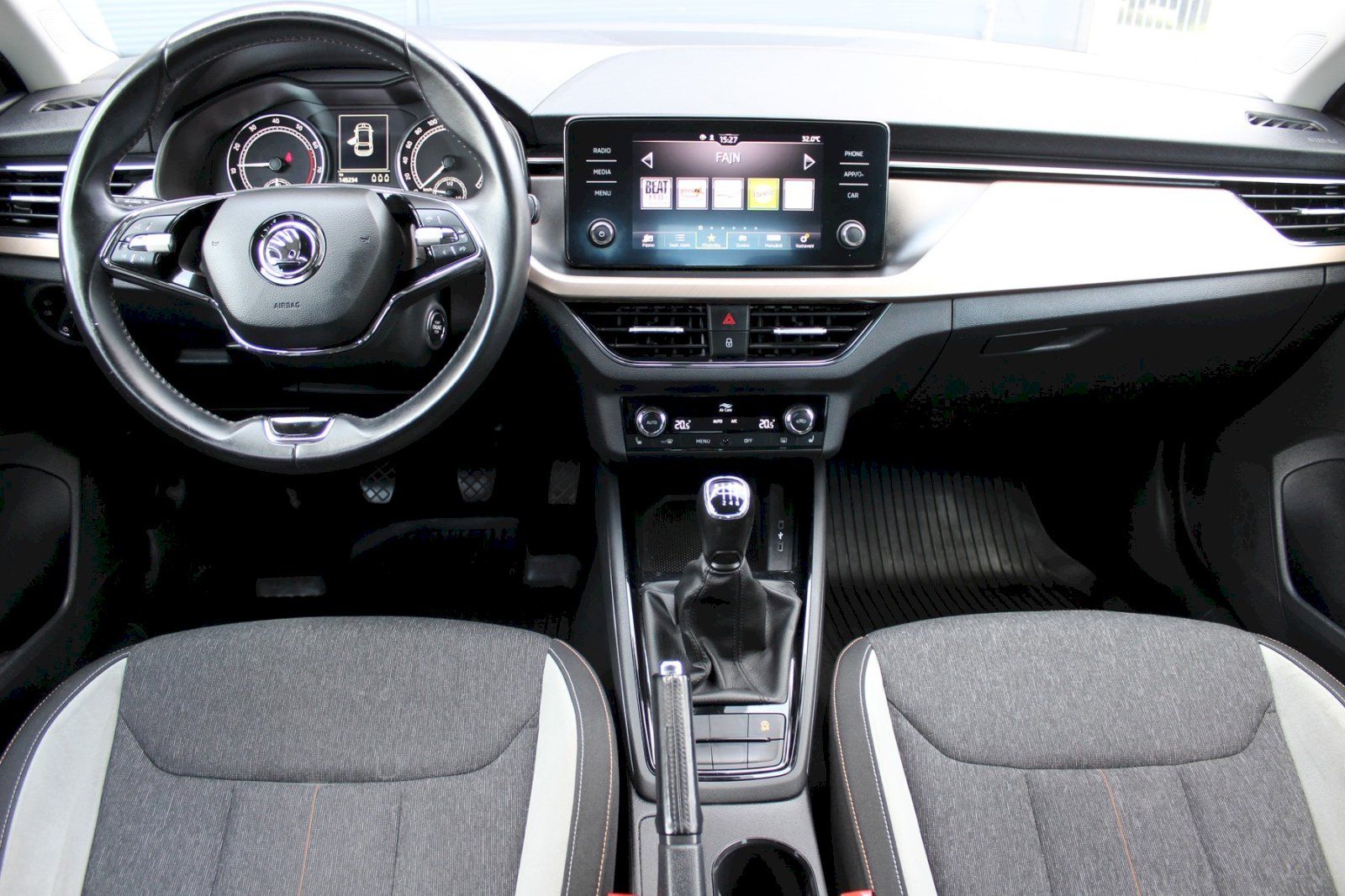 Škoda Scala, 1.5 TSI/ 110kW Style - fotka 5