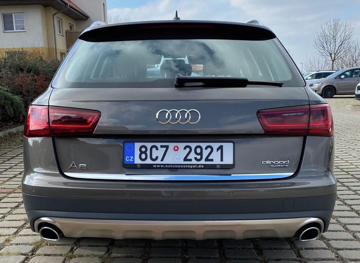 Audi A6 allroad, 3,0TDI,200kW,webasto,TOP stav - fotka 5