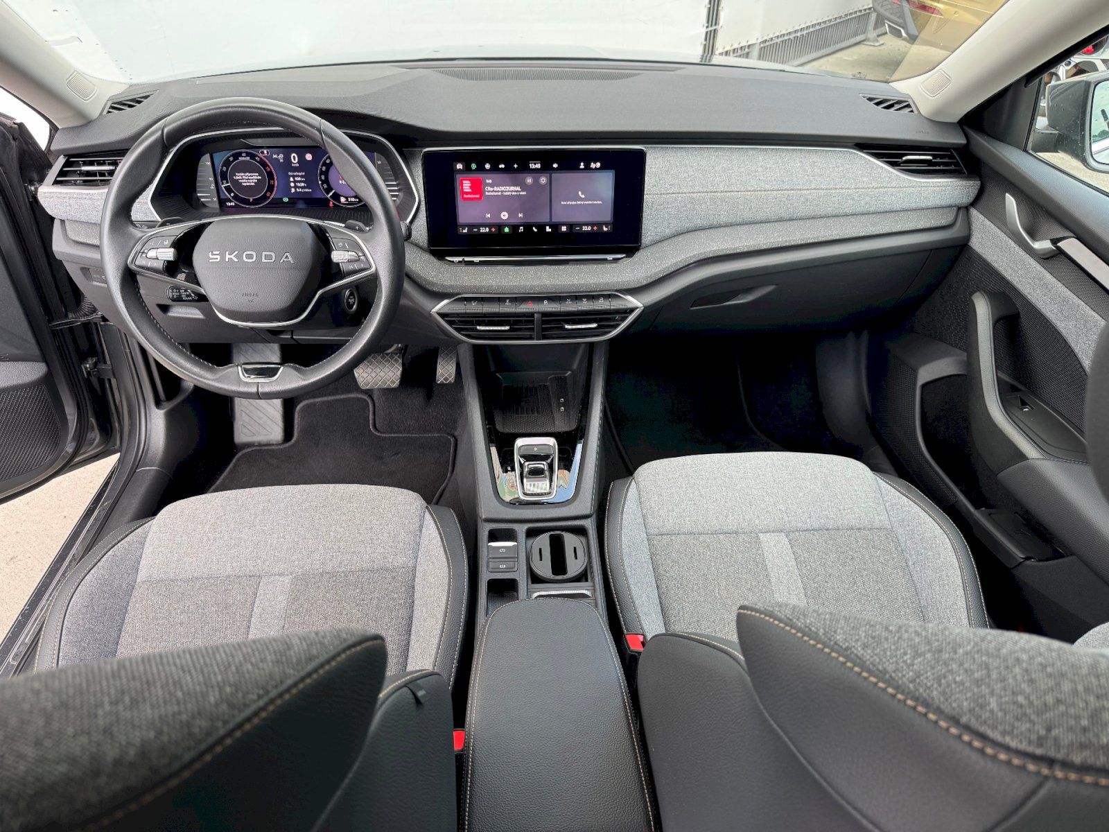 Škoda Octavia, Combi DSG 2.0 TDI 110 kW Top S - fotka 5