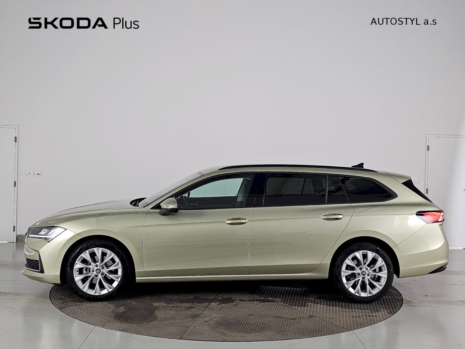 Škoda Superb, COMBI 1.5TSi SELECTION CITY TA - fotka 3
