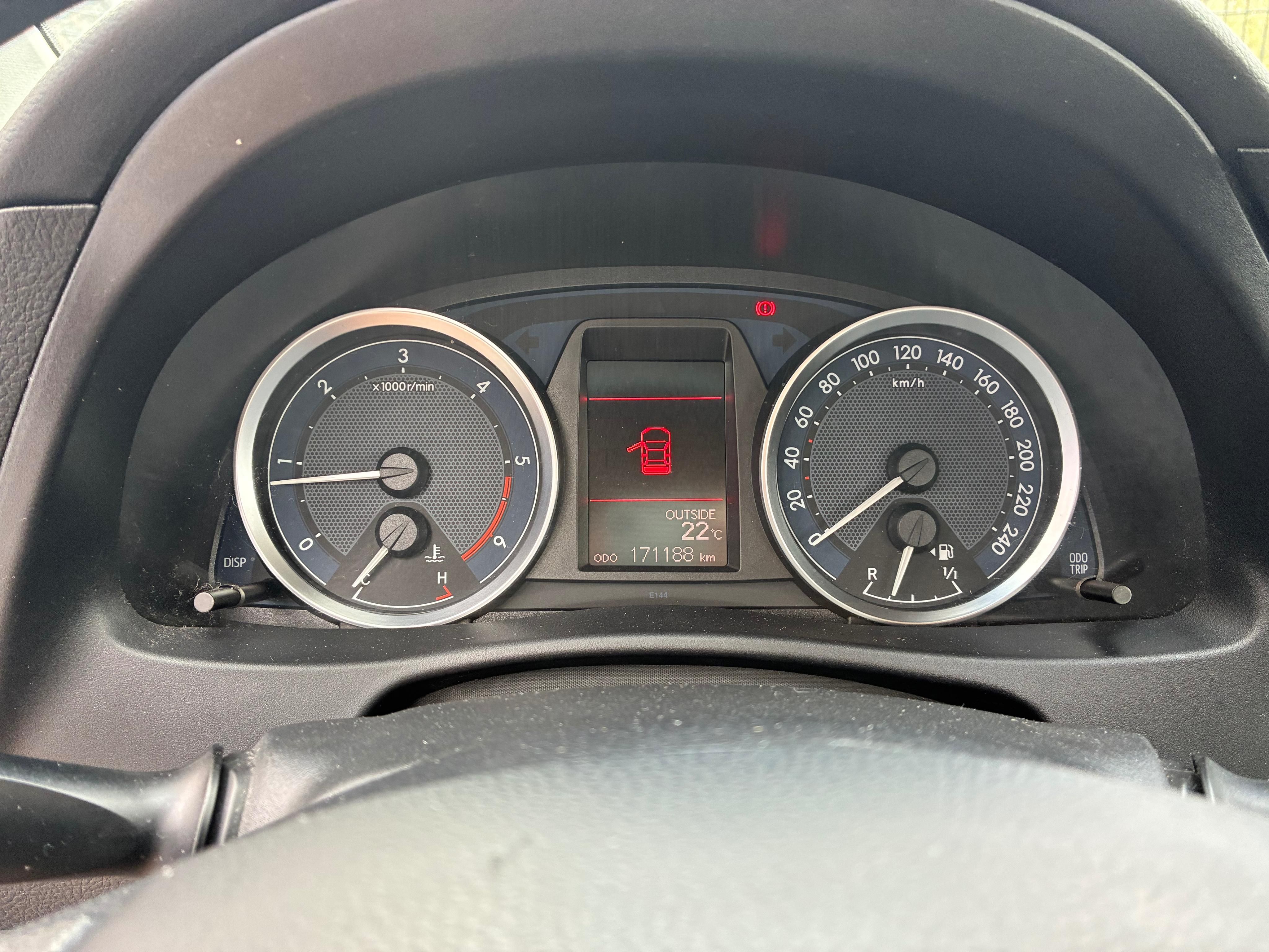 Toyota Auris, 2.0 D4D 2013 - fotka 5