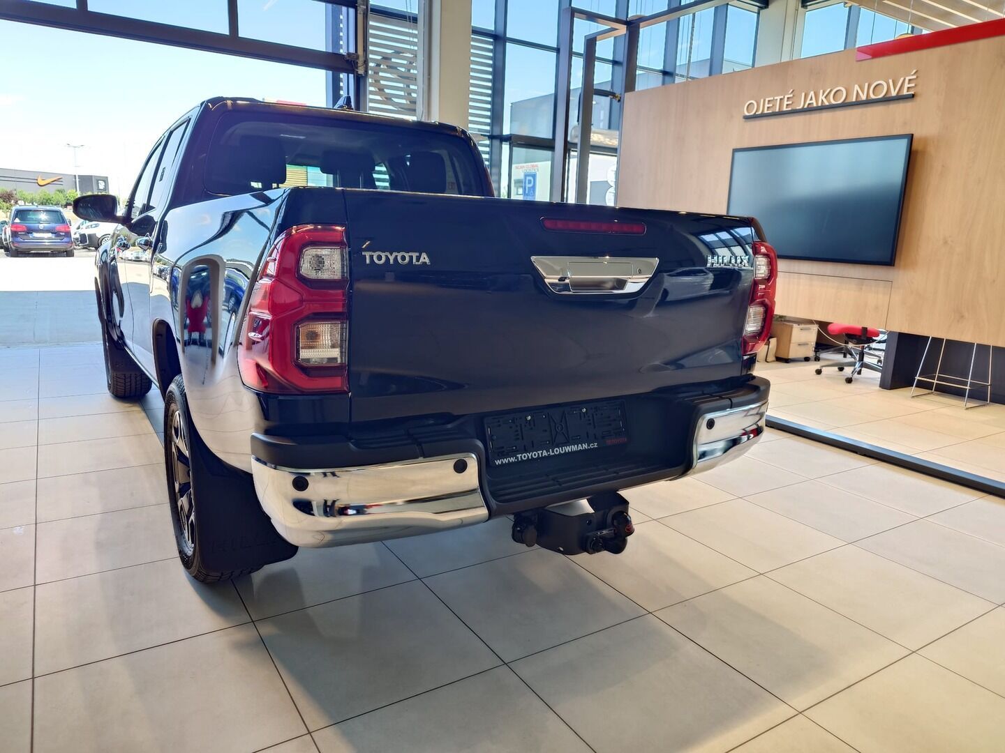 Toyota Hilux, Executive MHEV - fotka 5