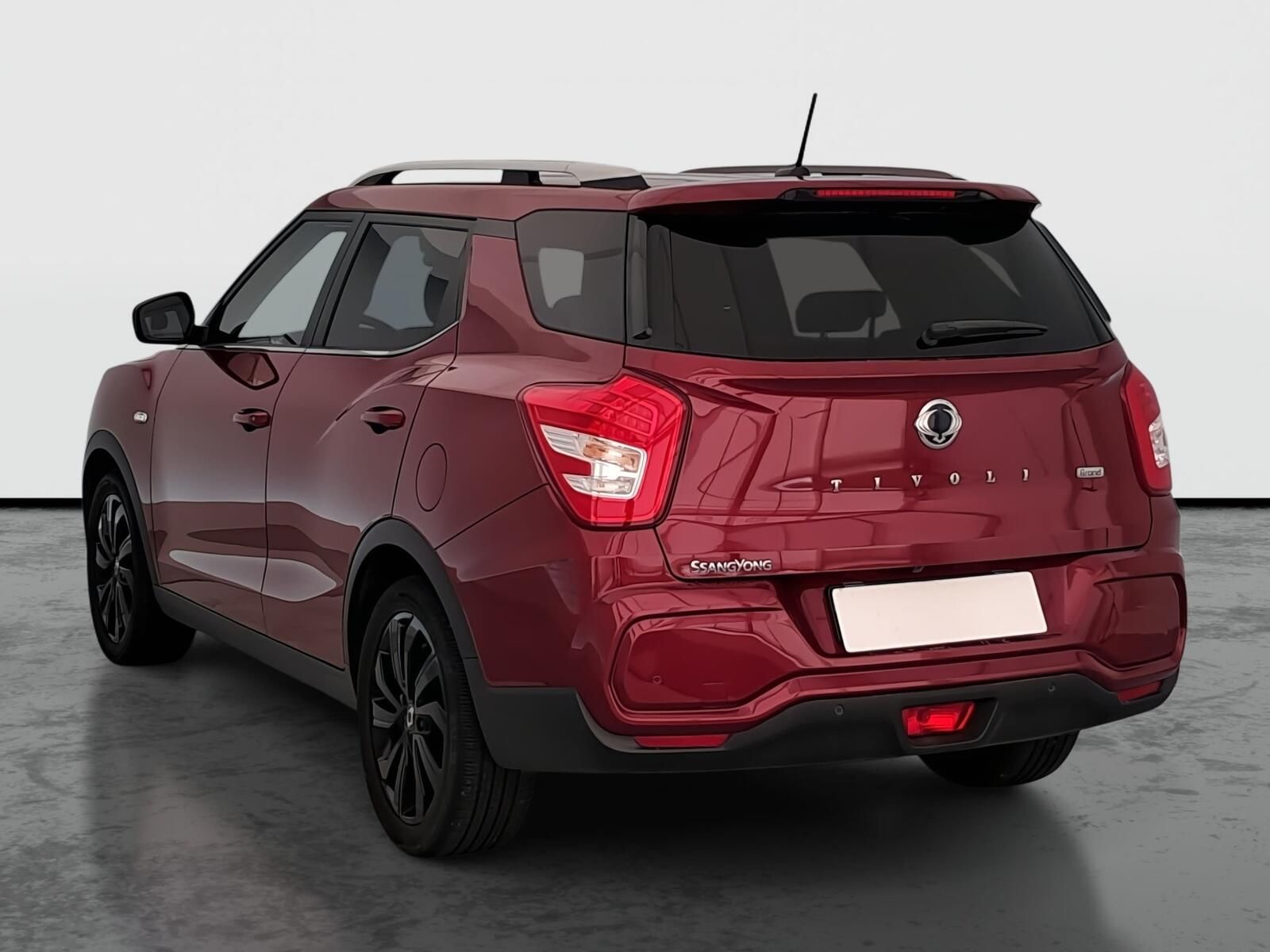 SsangYong Tivoli, 1.5 T-GDI, Style, ČR,1.maj - fotka 4