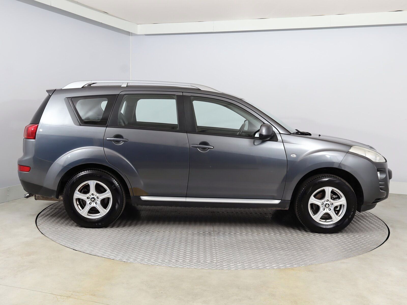 Peugeot 4007, 2.2 HDI, 4X4, Kožené sedačky - fotka 6