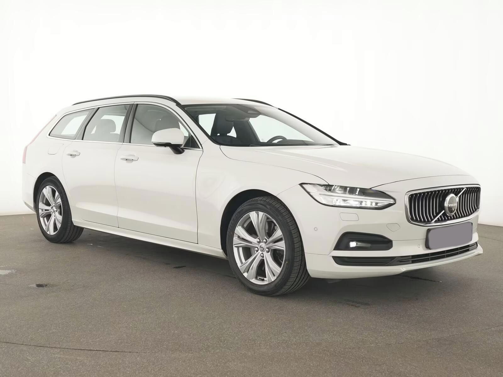 Volvo V90, B4 2.0 Momentum Pro*360°*Navi* - fotka 3