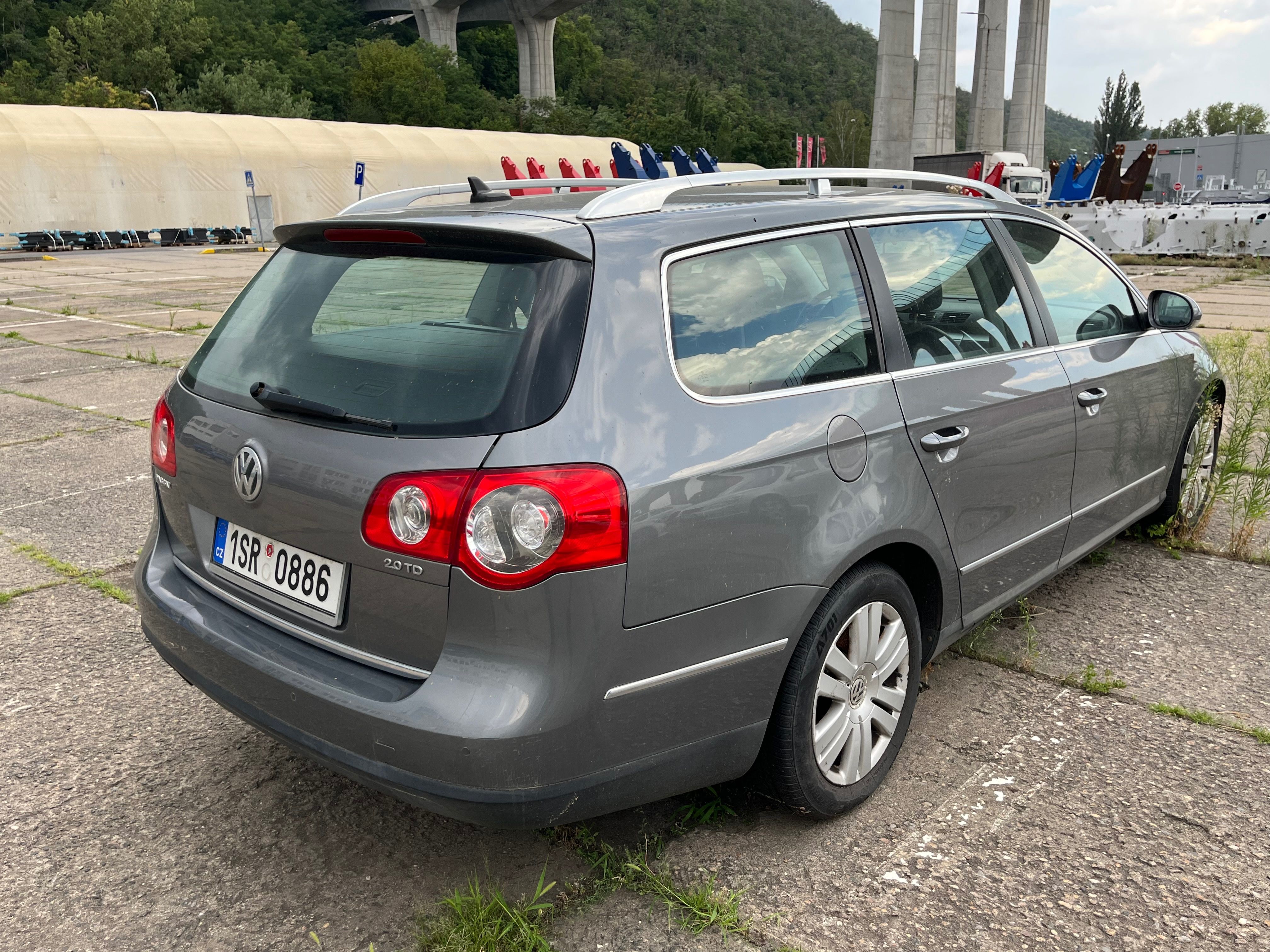 Volkswagen Passat Variant - fotka 3