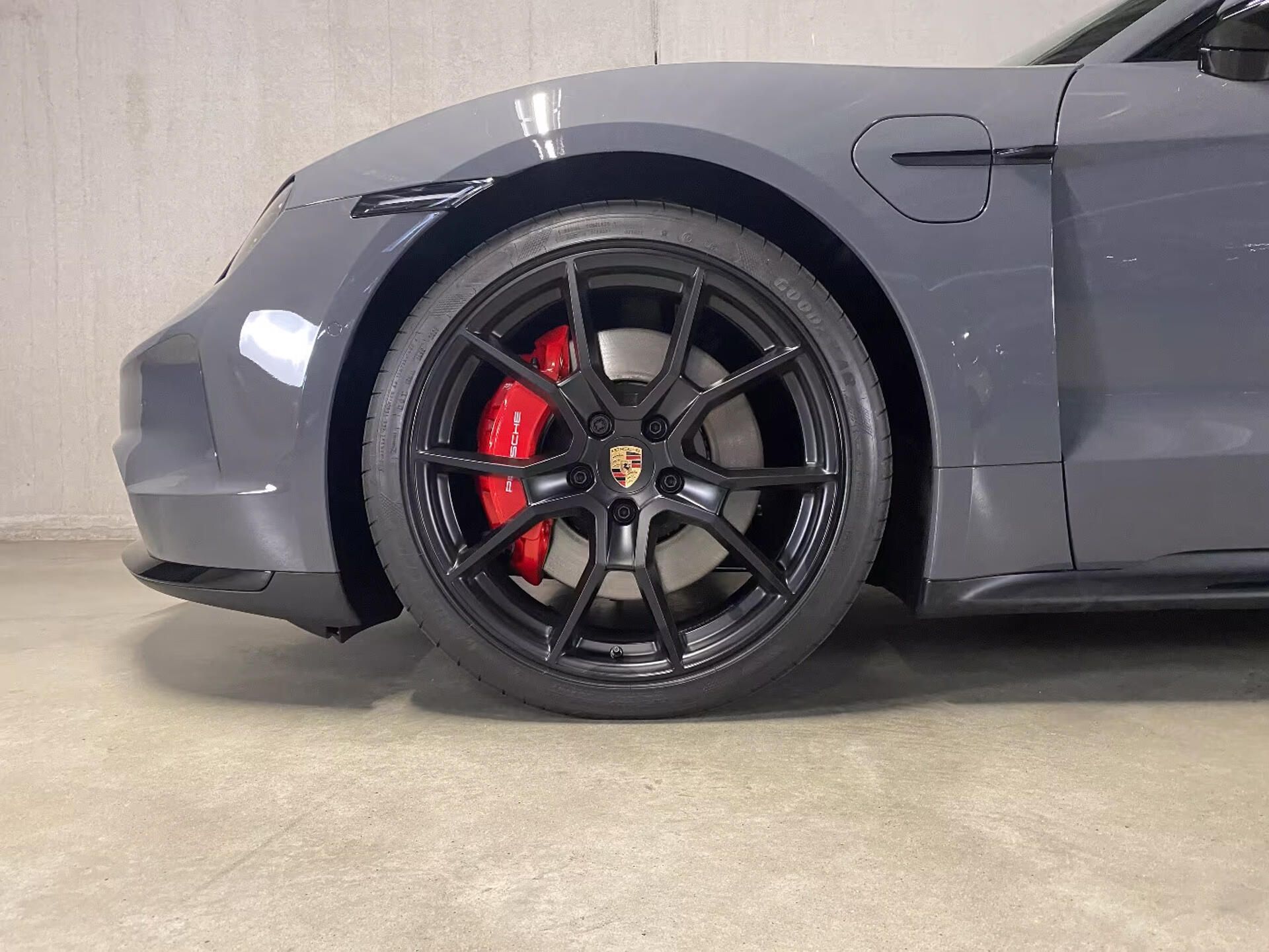 Porsche Taycan, GTS PASM 360 HD-Matrix Pano - fotka 6