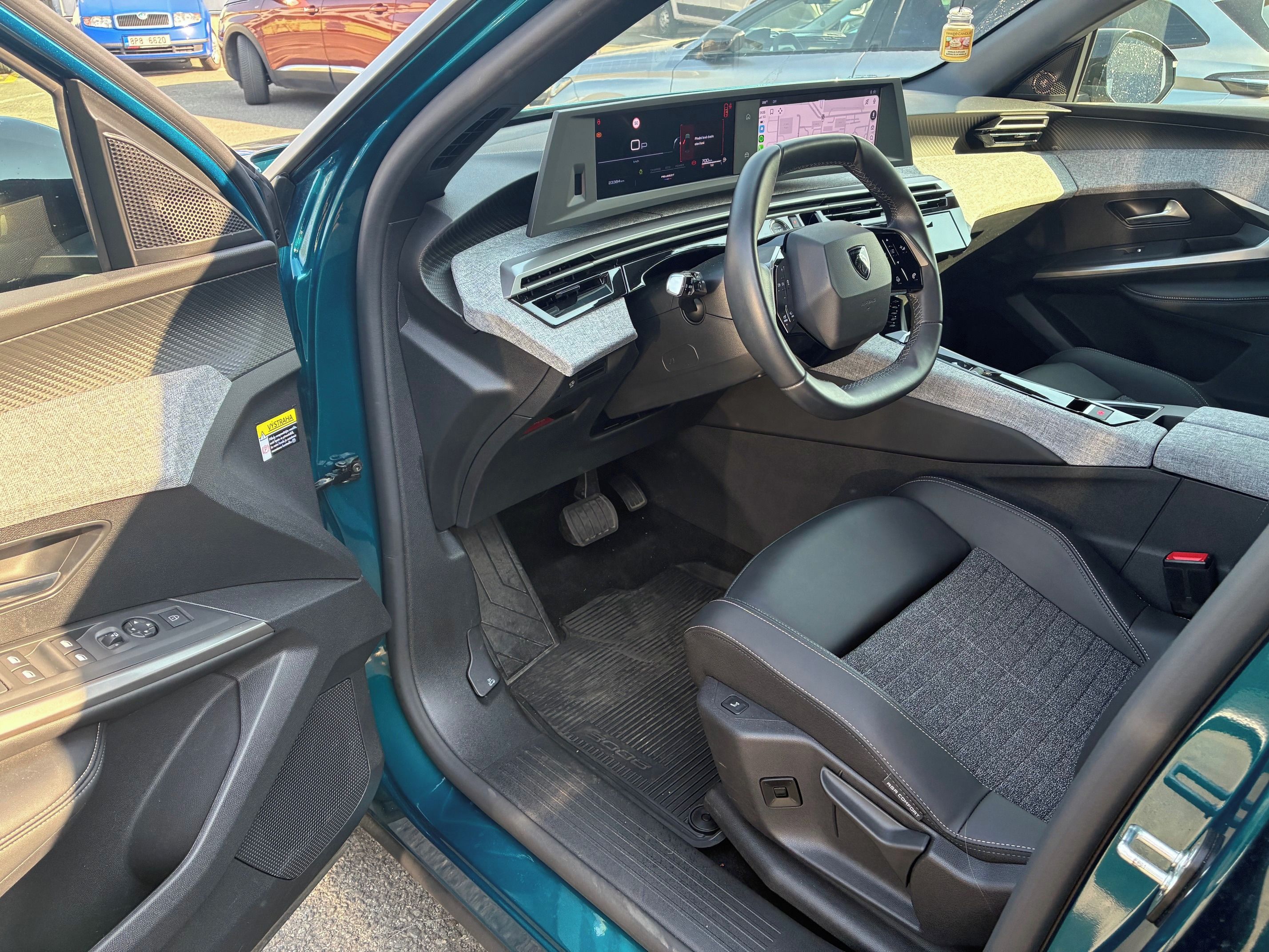 Peugeot 3008, Allure Hybrid 145 e-DCS6 - fotka 6