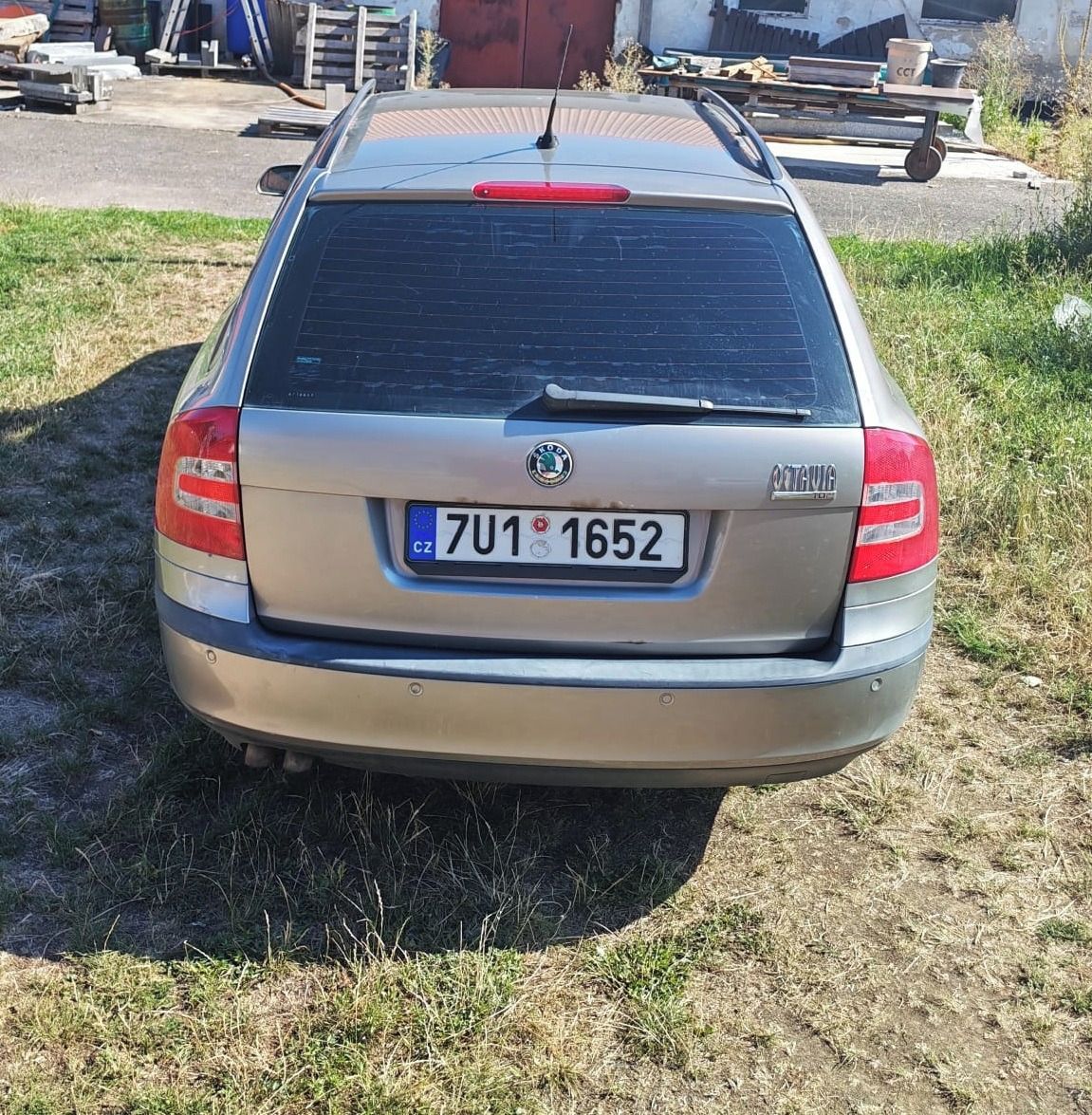 Škoda Octavia - fotka 3