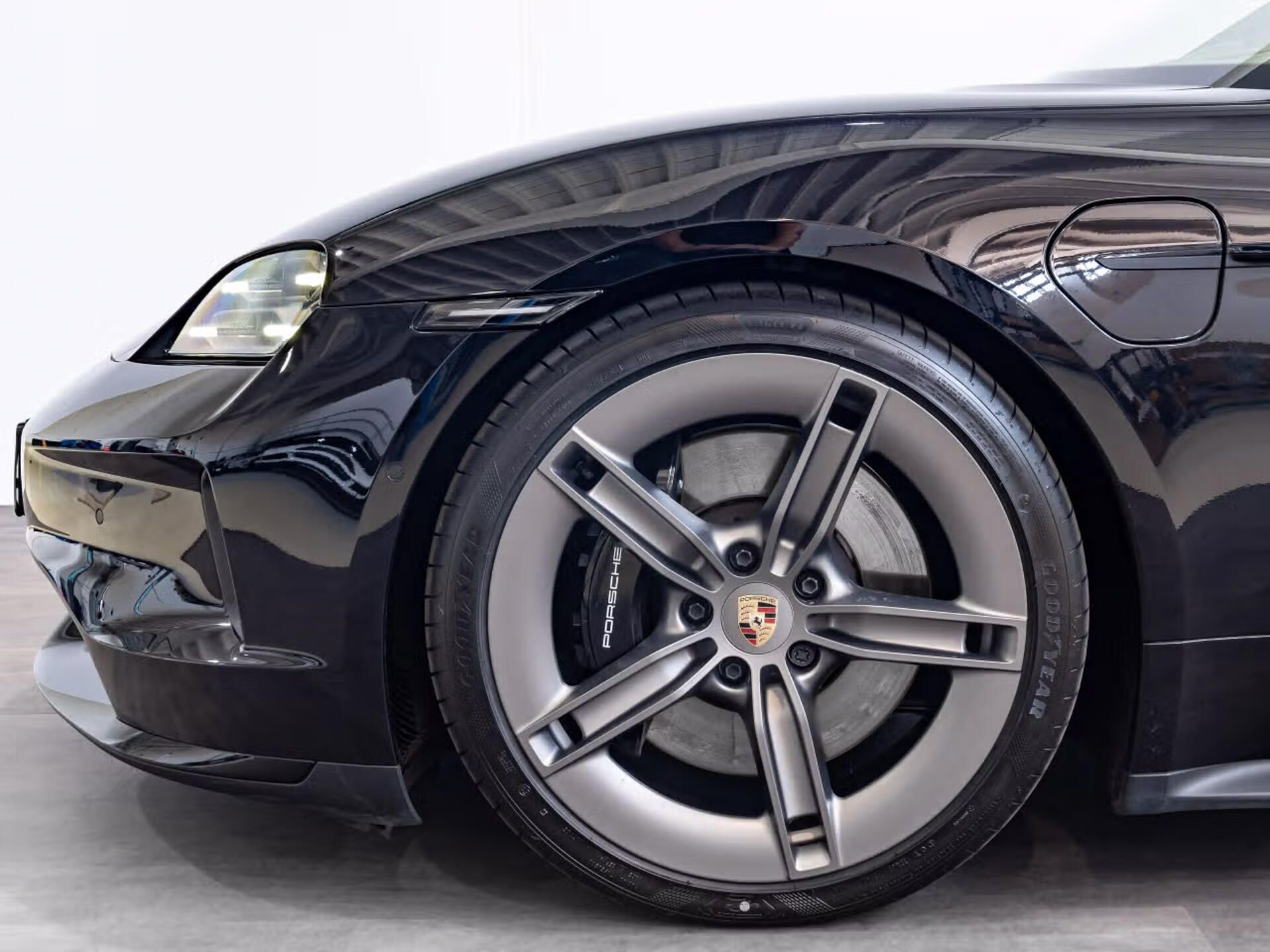Porsche Taycan, GTS Sport Turismo HuD 360 Inno - fotka 6
