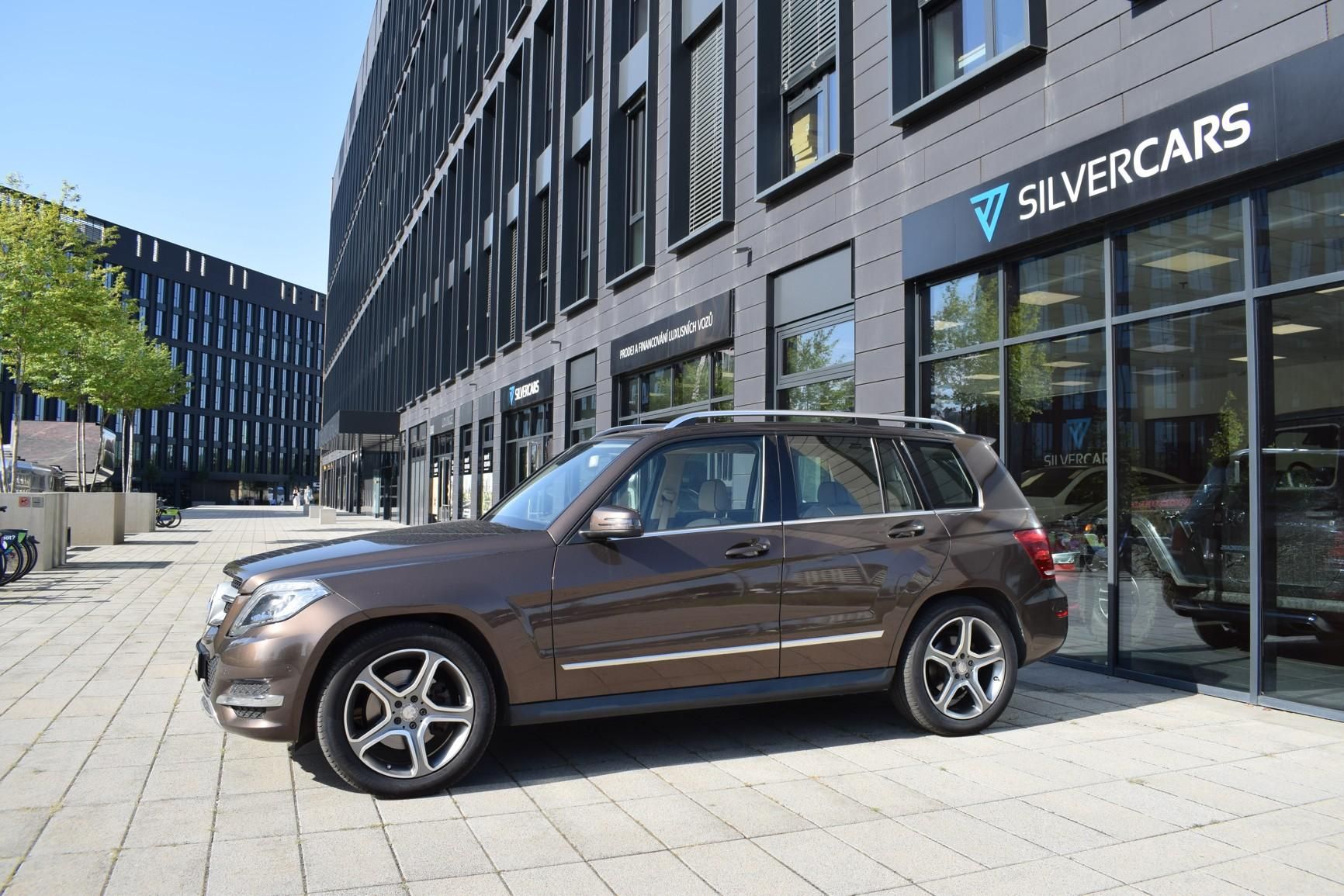 Mercedes-Benz GLK, 350d 4M/vyhřívaná sedadla/Navi - fotka 4