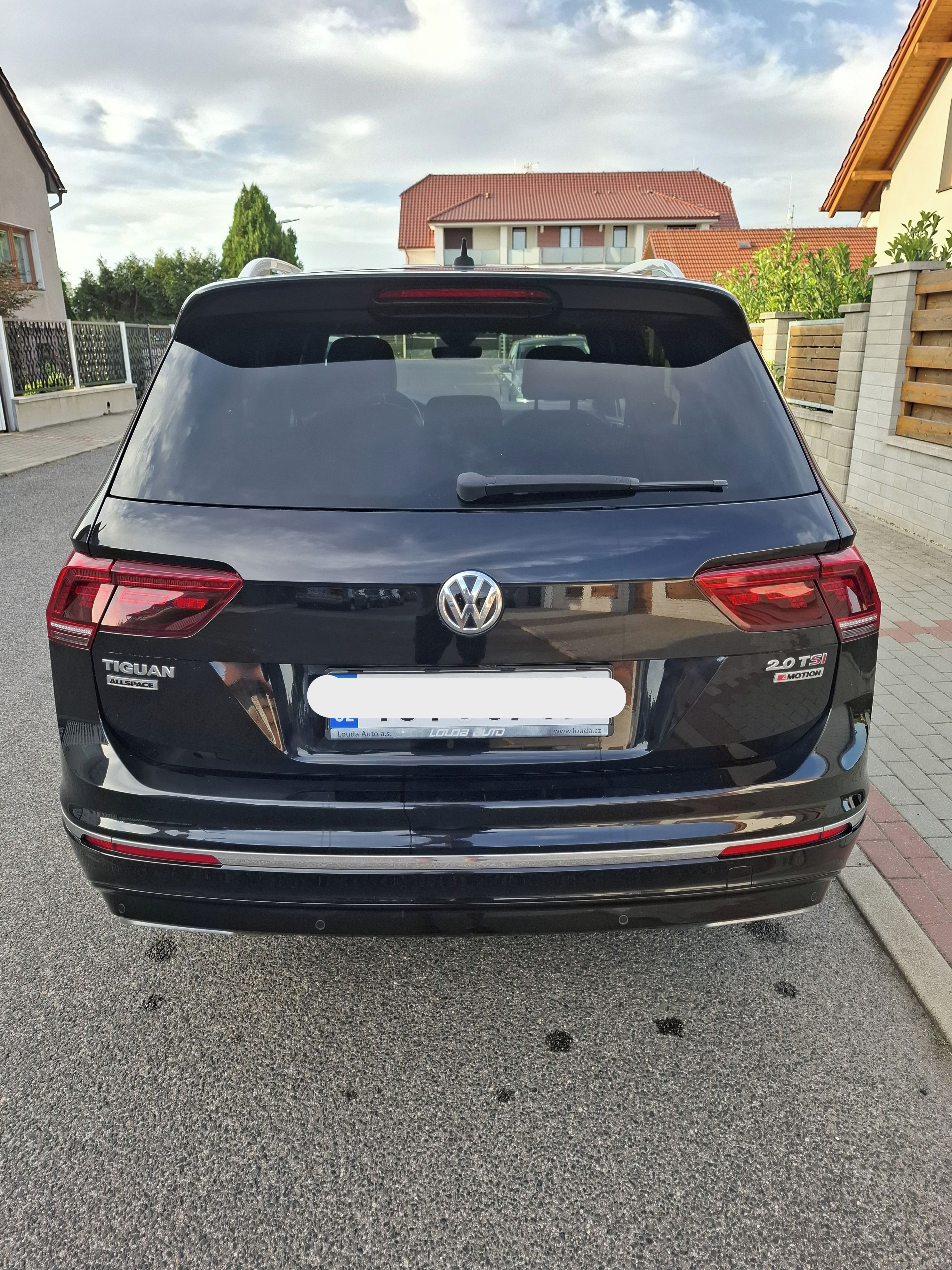 Volkswagen Tiguan, VW Tiguan Allspace R-Line - fotka 2