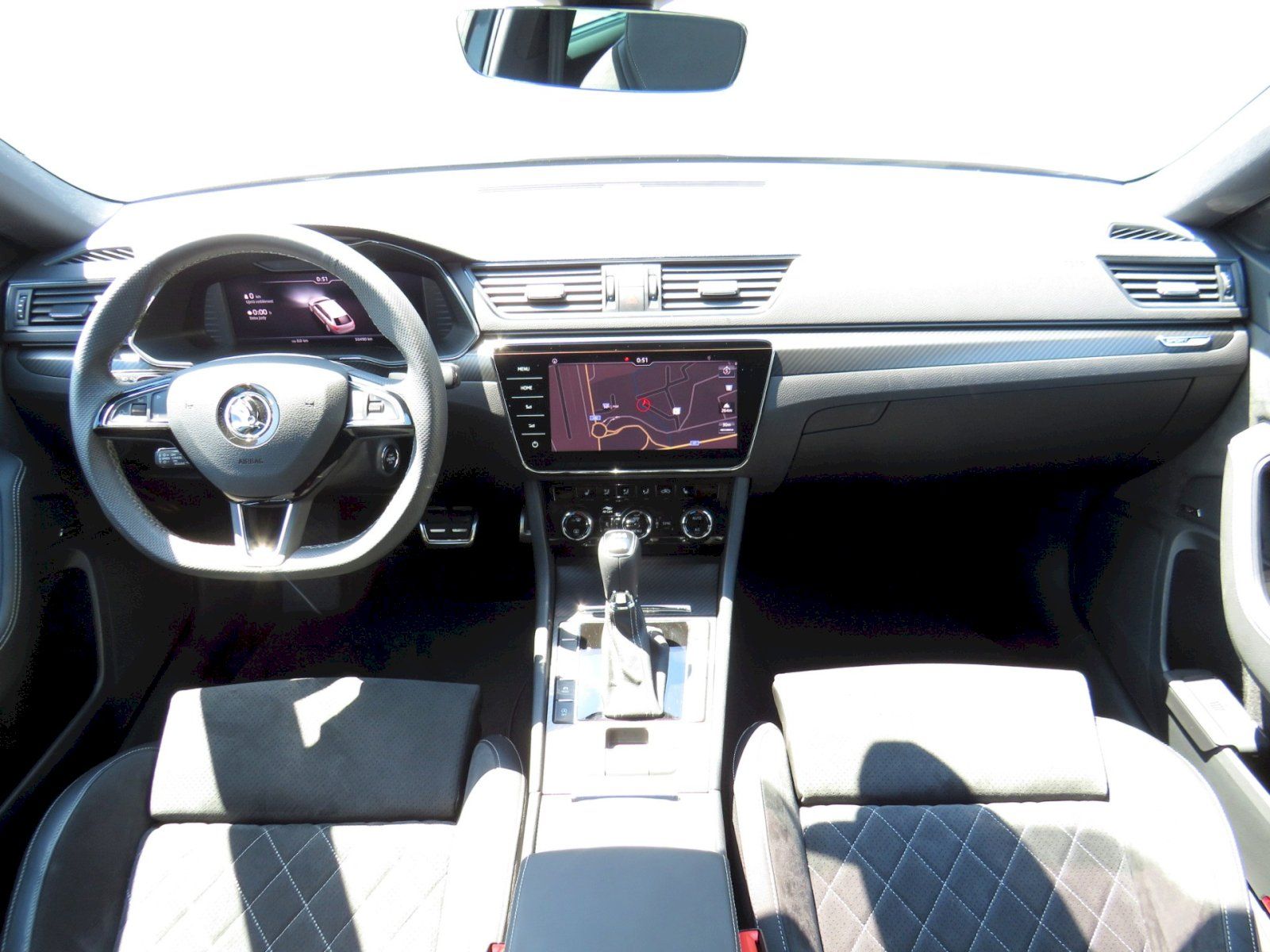 Škoda Superb, SportLine 4x4 DSG 2.0TDI 140kW - fotka 5