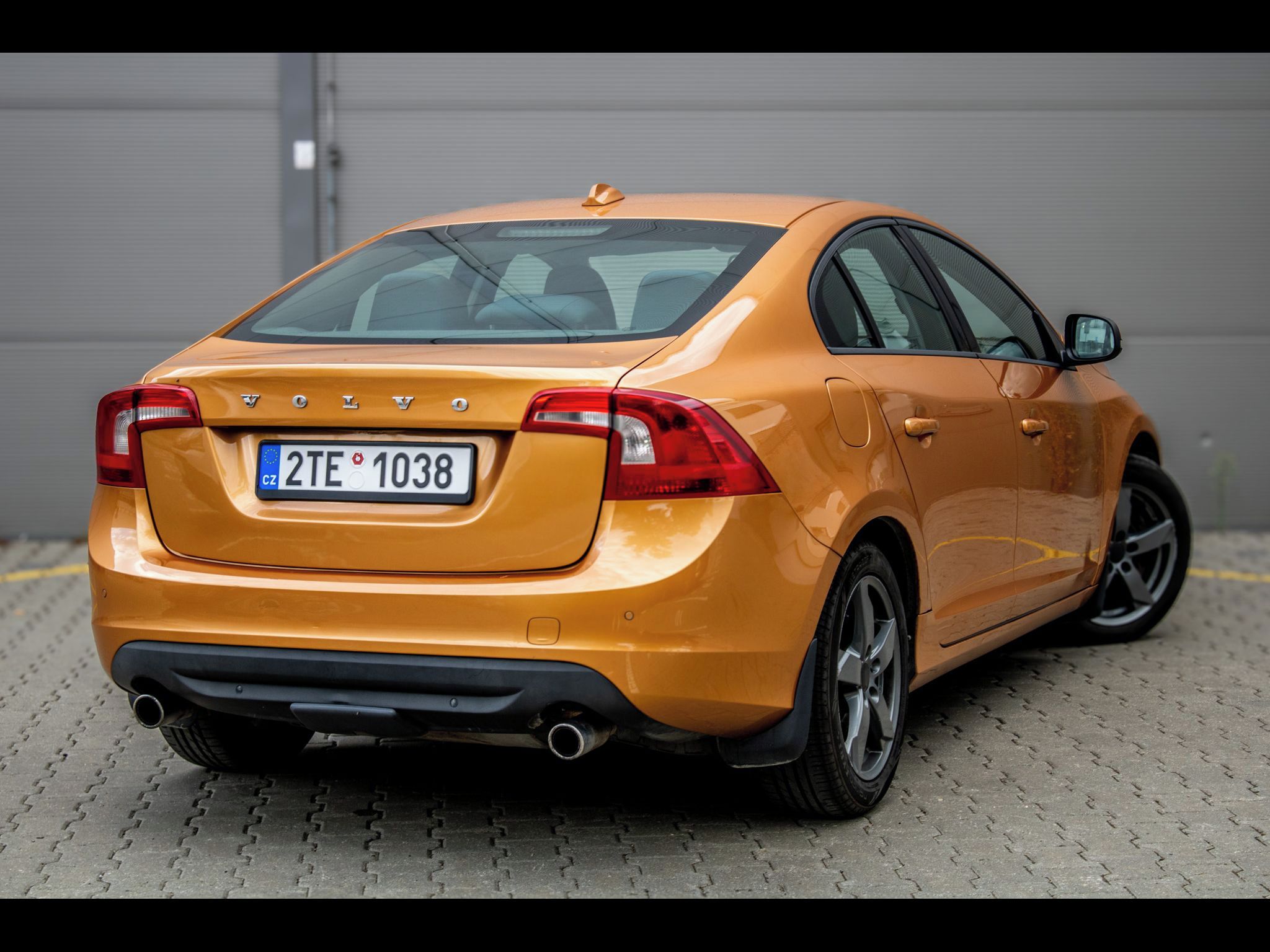 Volvo S60, 2011 149kW FWD - fotka 4