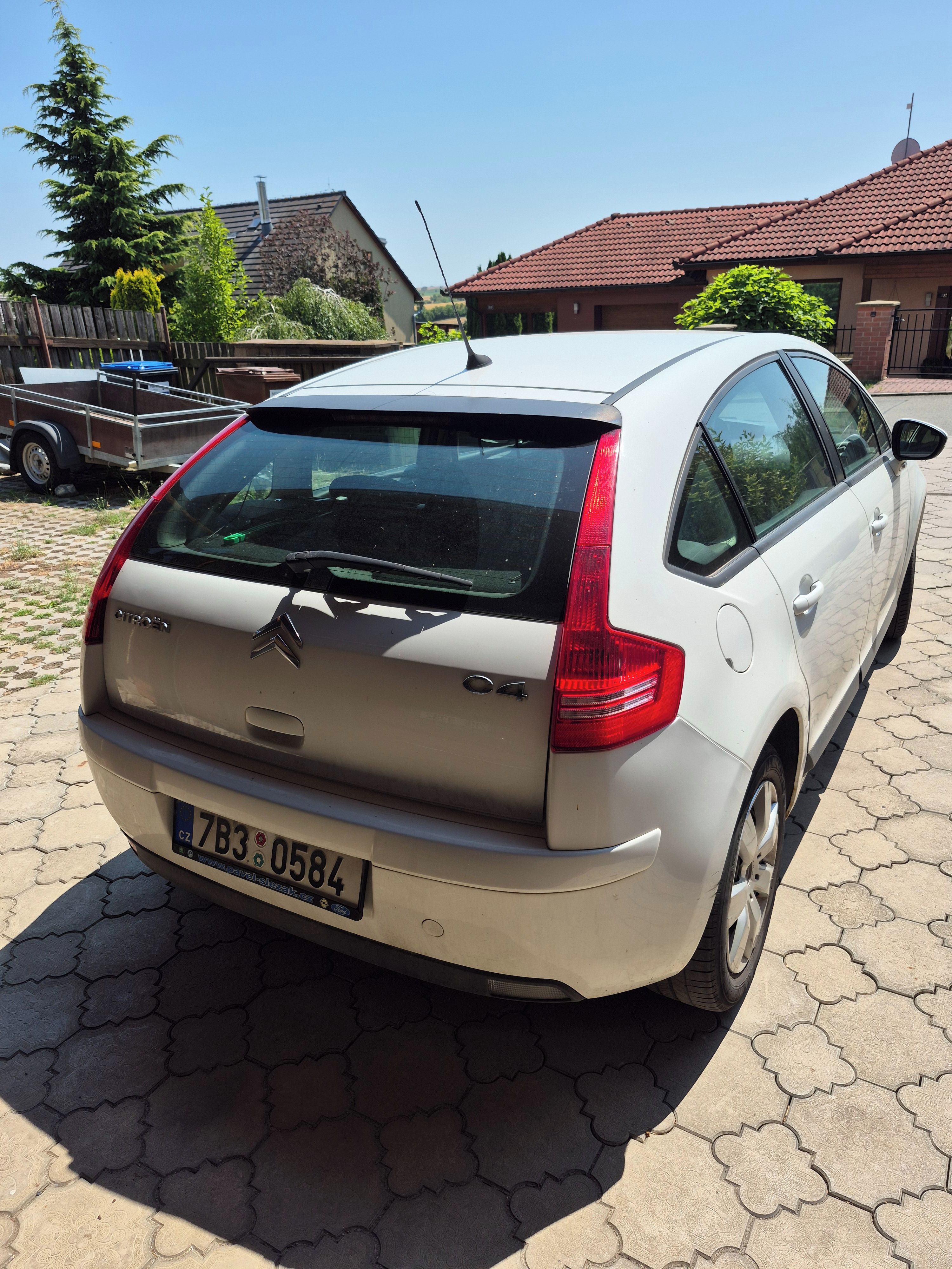 Citroën C4, Citroën C4 1.6 HDI 90 kW - fotka 5