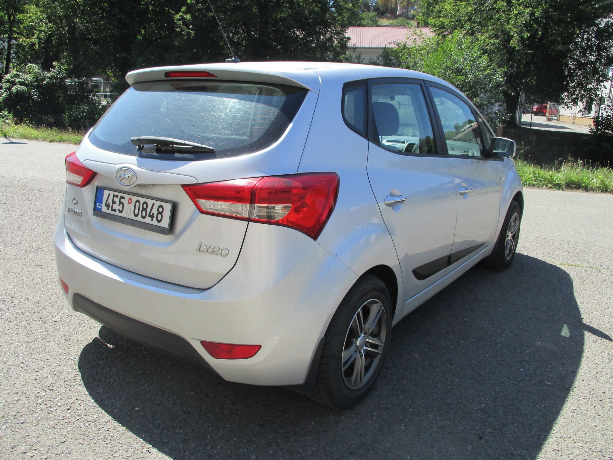 Hyundai ix20, 1.4 i - 1.majitel + zimáky - fotka 5