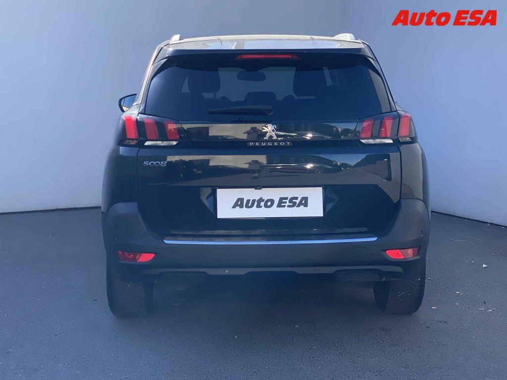 Peugeot 5008, 1.5 HDi,navi - fotka 5
