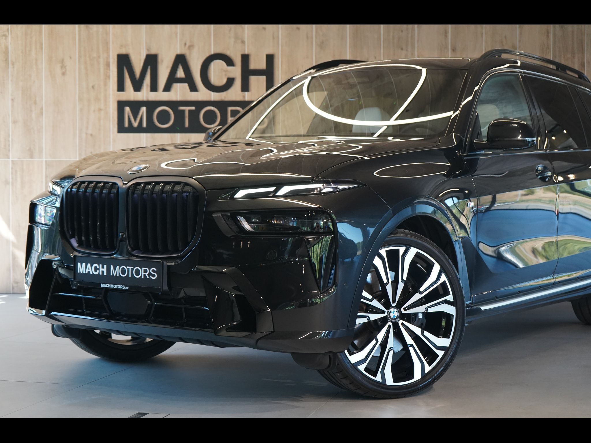 BMW X7, 40d xDrive, Nezávislé, Tažné - fotka 2