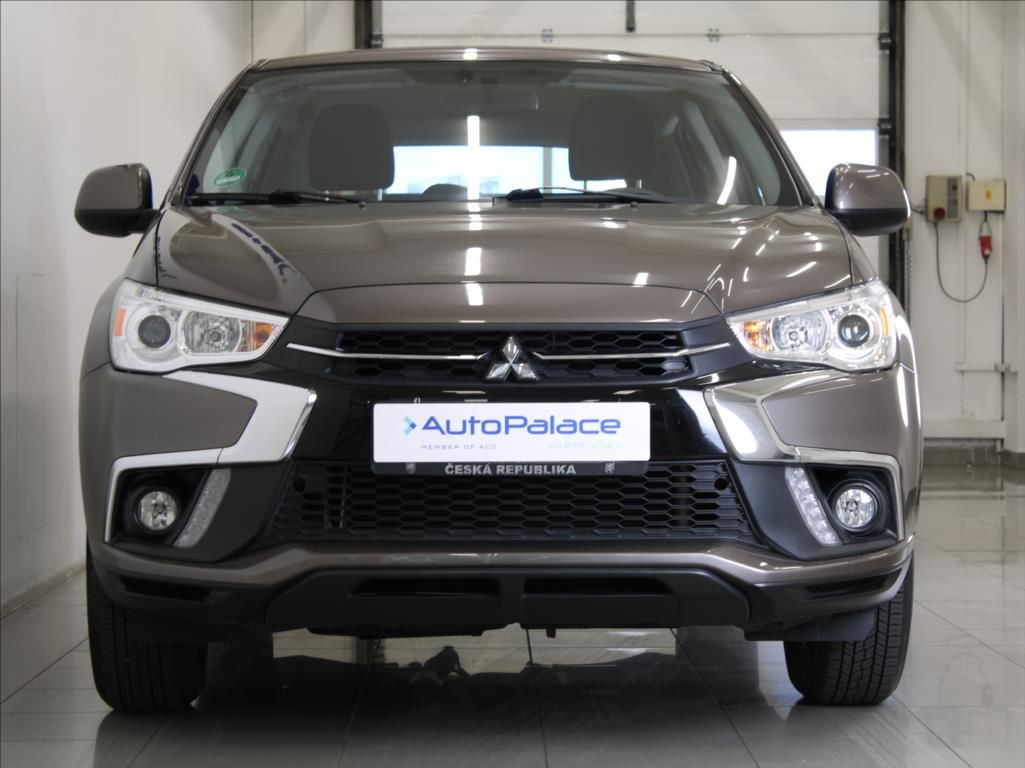 Mitsubishi ASX, 1,6 i 86kW Invite+ 49tkm! ČR - fotka 2