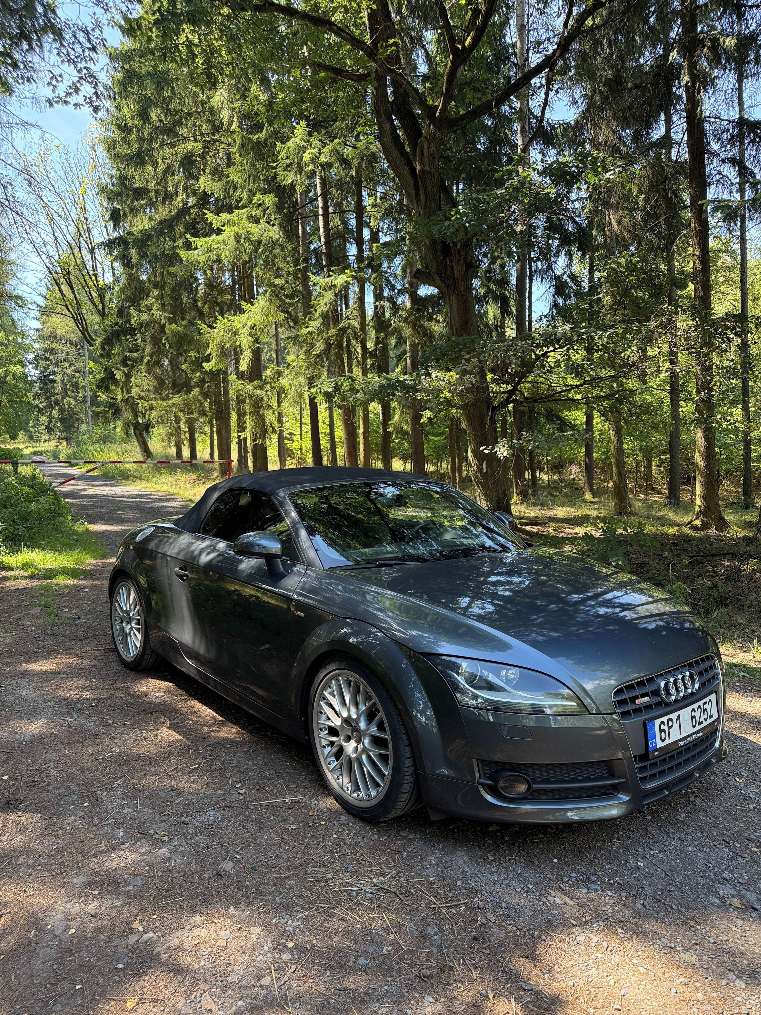 Audi TT, Audi TT 2.0 TFSI S line 147 kW - fotka 2