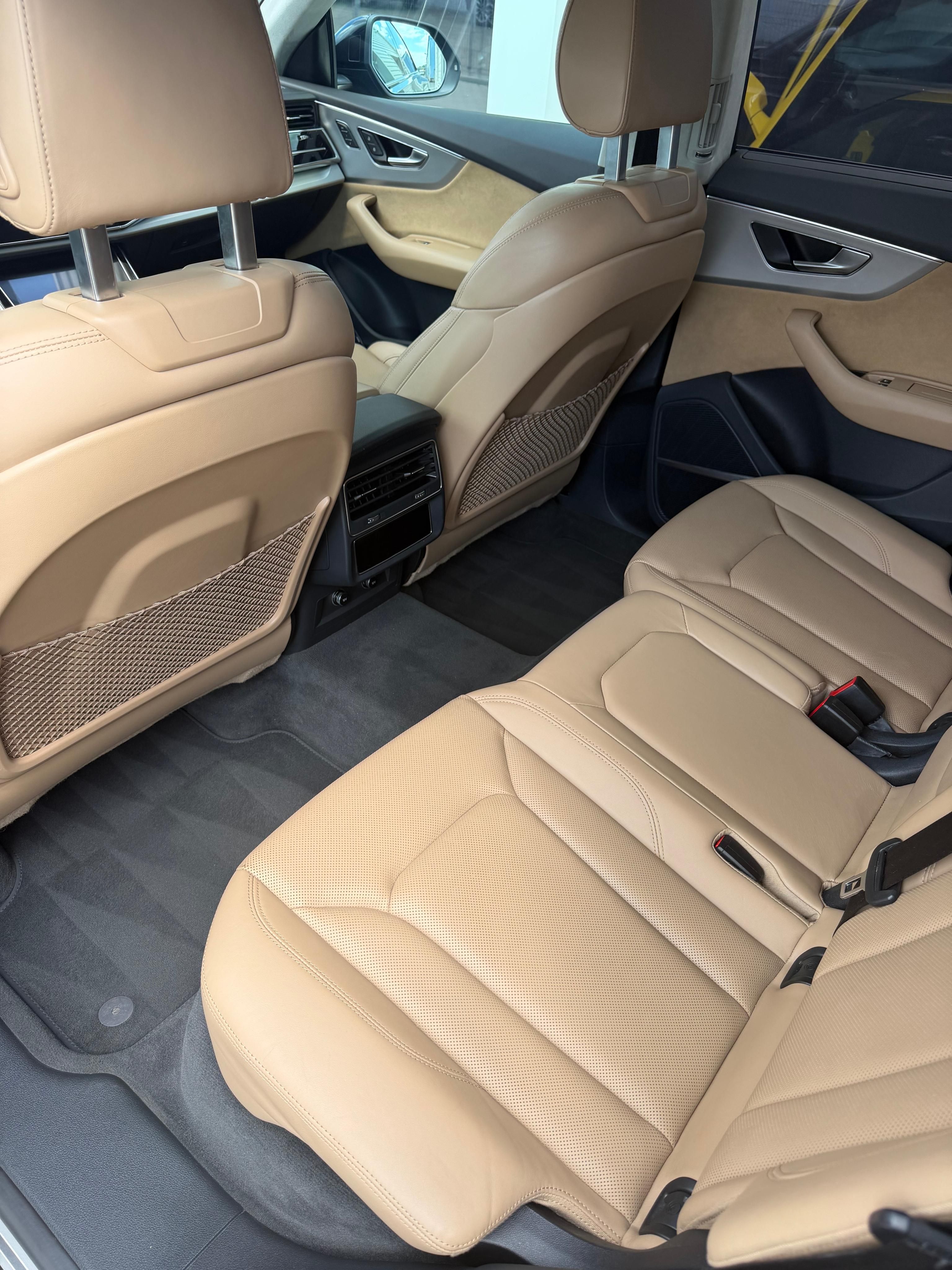 Audi Q8, S-line - fotka 3