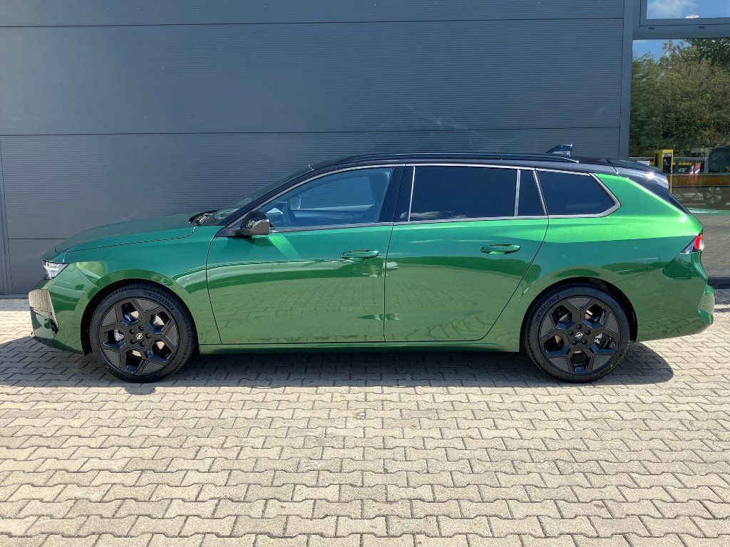 Opel Astra, ST Ultimate Hybrid 1.2 Turbo - fotka 3