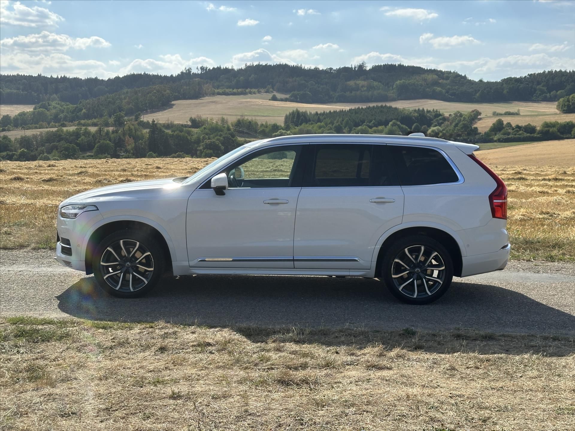 Volvo XC90, 2,0 D 165 kW Inscription CZ - fotka 4