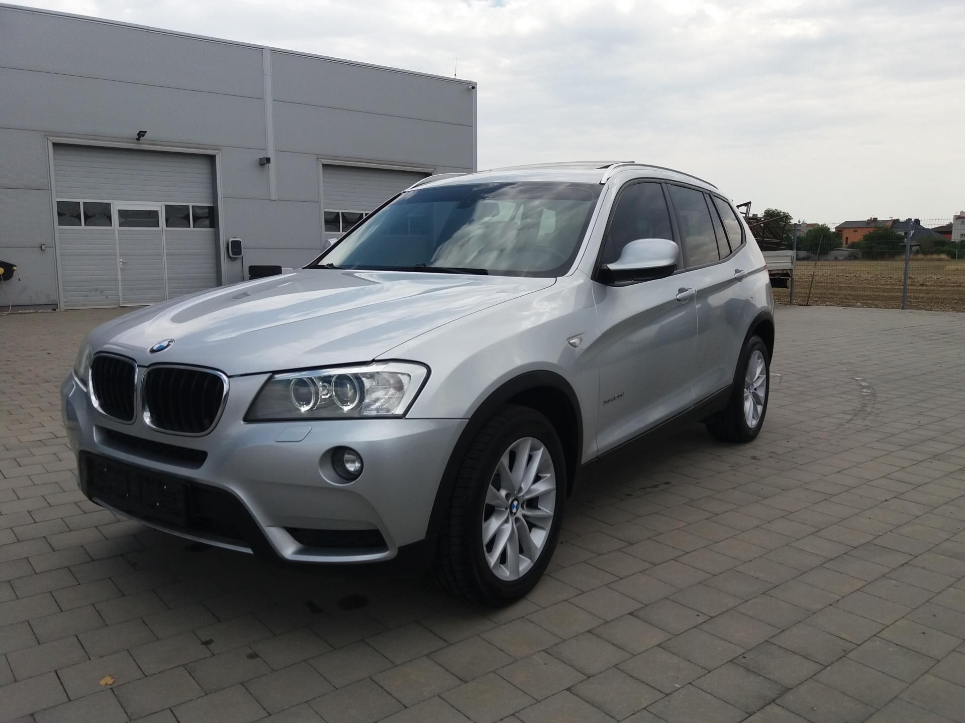 BMW X3, 2.0D,XENONY,PANORAMA,NAVI .!!! - fotka 3