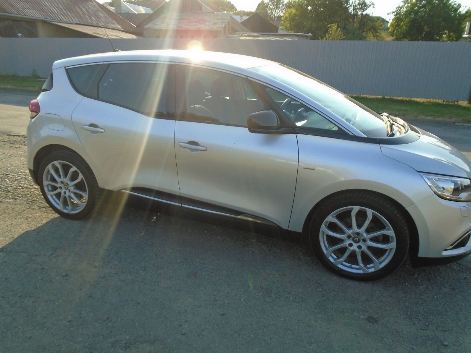 Renault Scénic, 1.3i,AUTOM.PREV,98500km,103KW - fotka 6