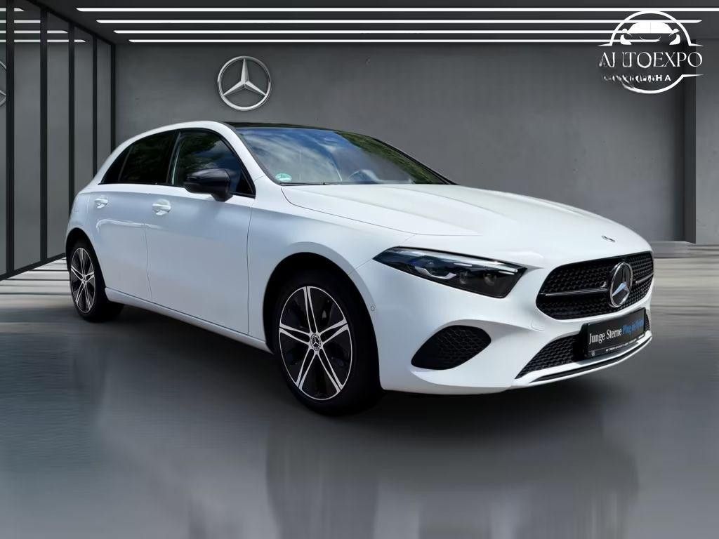 Mercedes-Benz Třídy A, 250e PANORAMA*TAŽNÉ - fotka 2