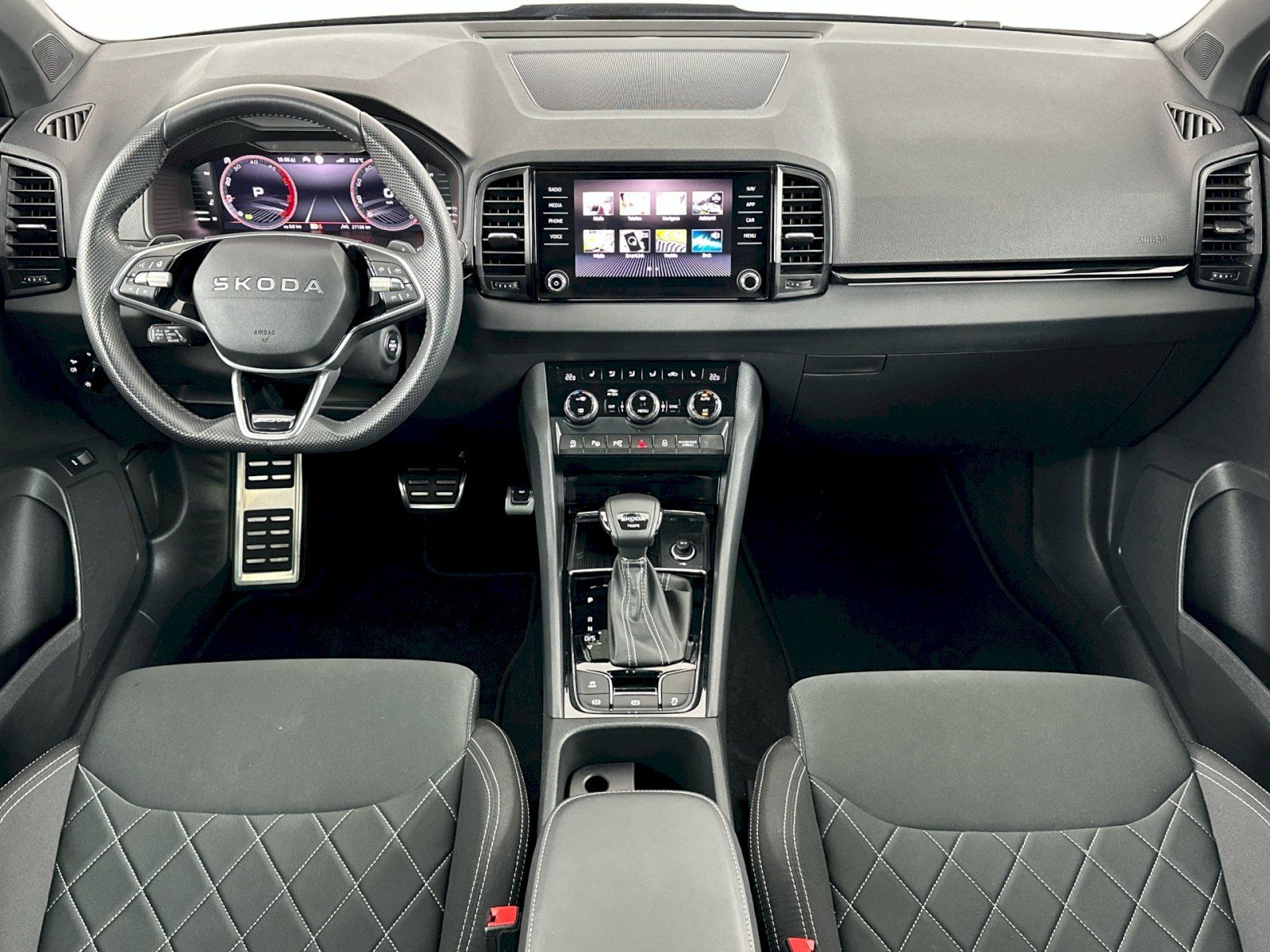 Škoda Karoq, DSG 2.0TDI 110kW 4x4 SportLine - fotka 5