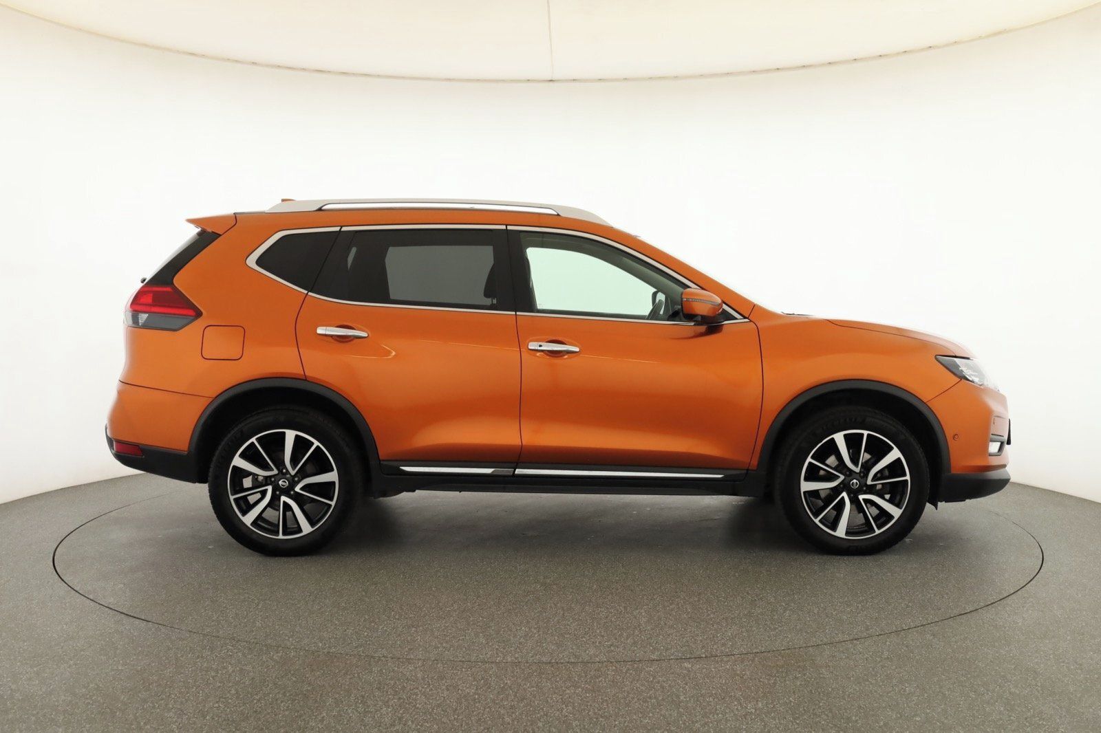Nissan X-Trail, 2.0 dCi, 4X4, Serv.kniha - fotka 6