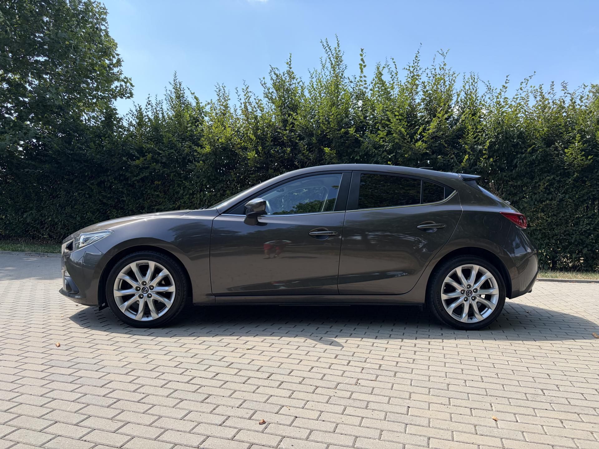Mazda 3, 2.0 Sports-Line - fotka 5