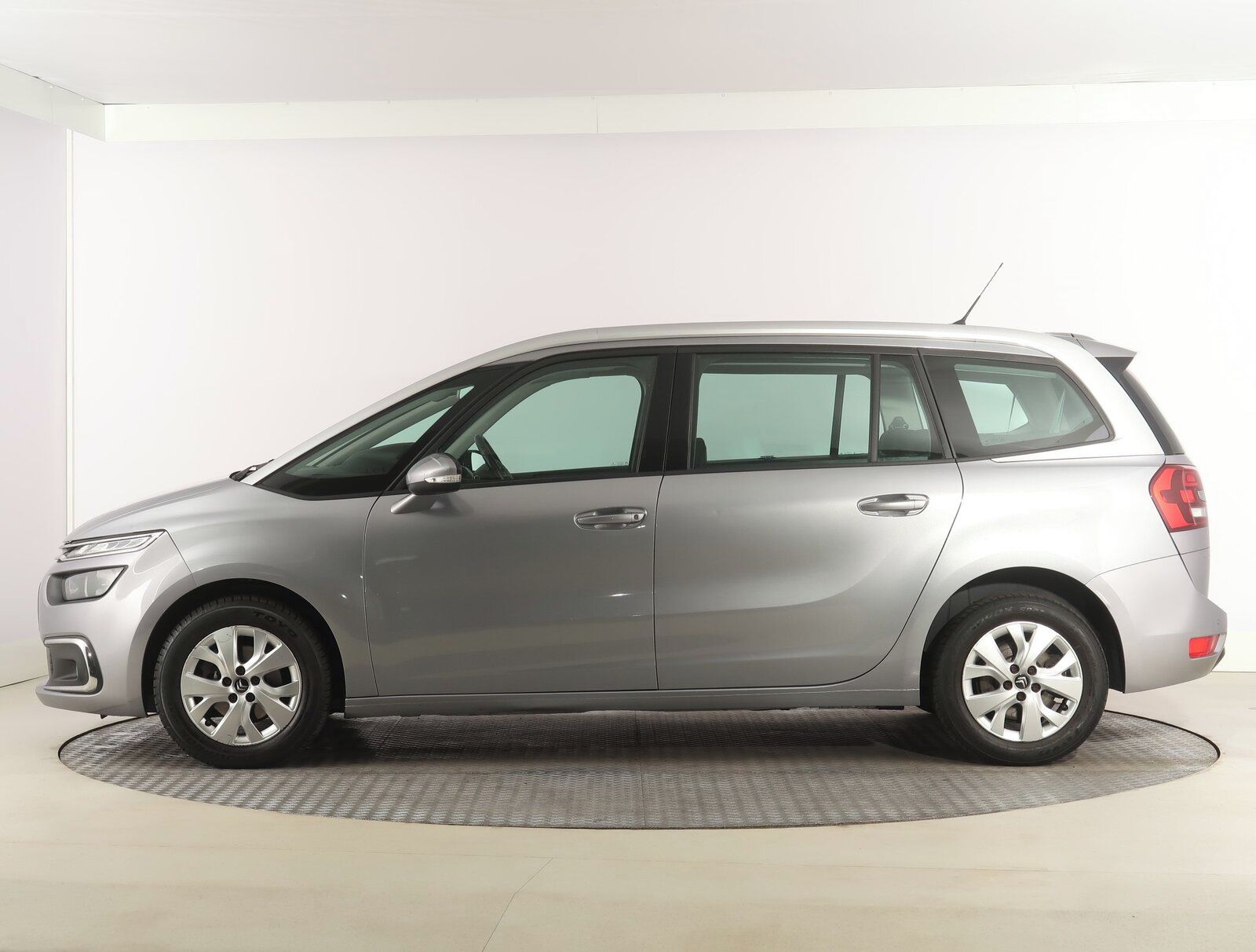 Citroën Grand C4 SpaceTourer, 1.5 HDi, 7 míst, Serv.kniha - fotka 3