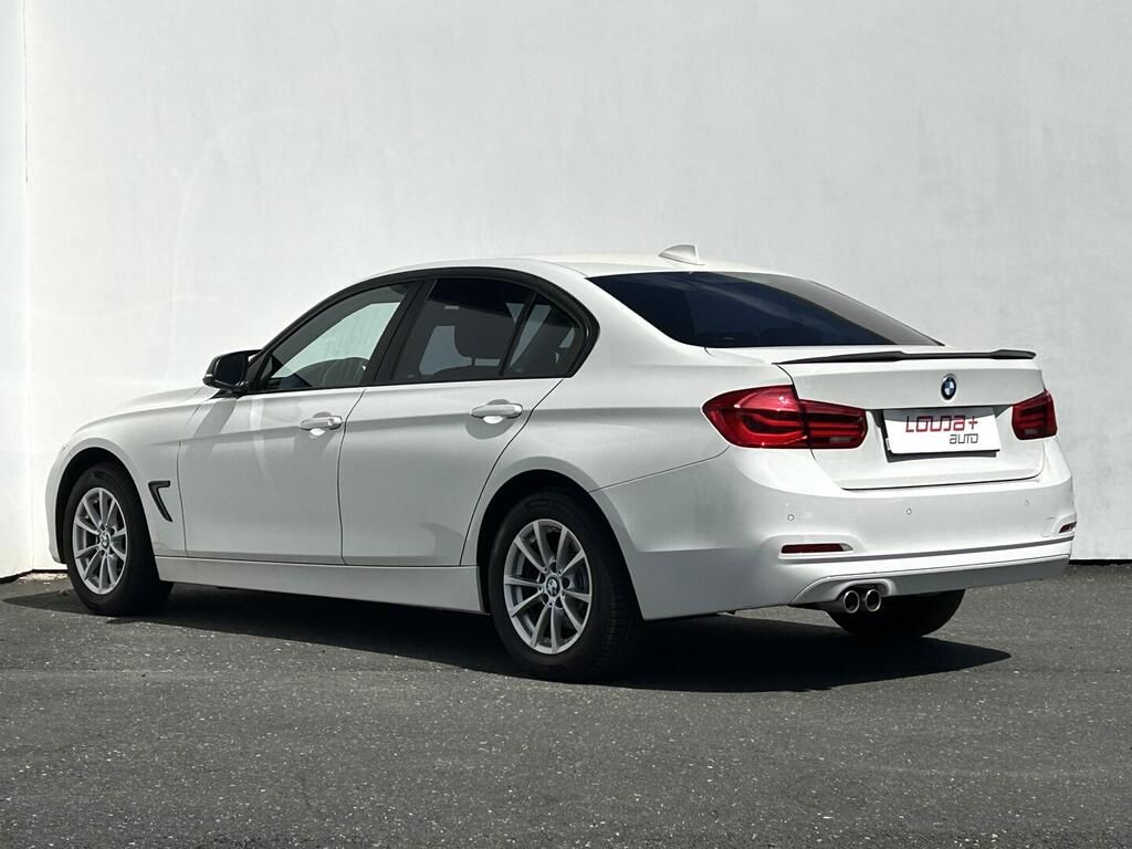 BMW Řada 3, 2.0 D xDrive 140 kW - fotka 6