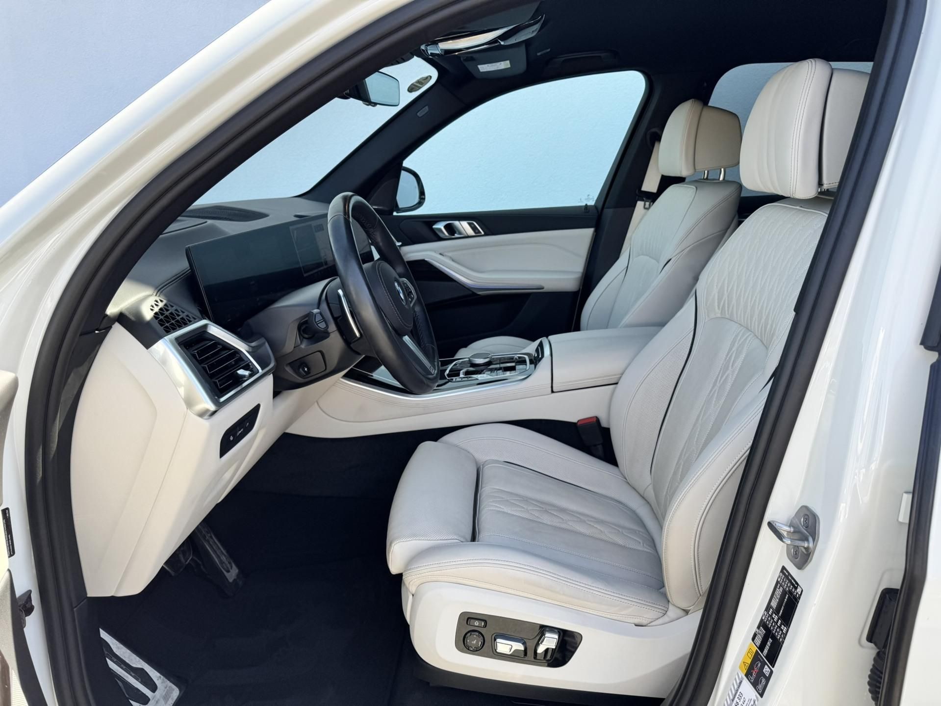 BMW X5, X5 xDrive50e Mpaket - fotka 6