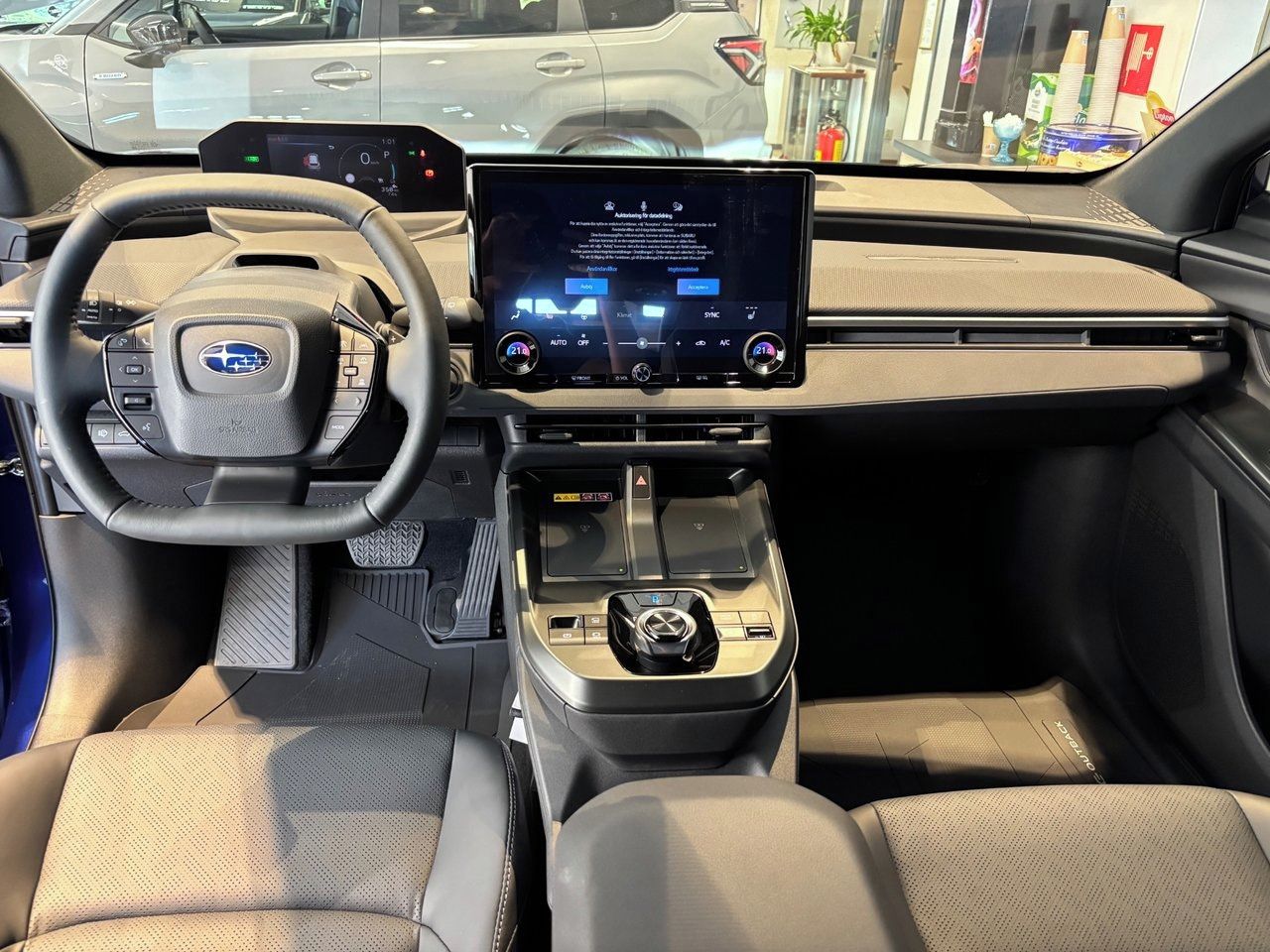 Subaru E-Outback, 74.7 kWh AWD Limited - fotka 6
