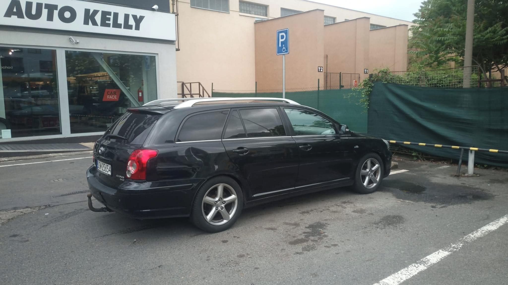 Toyota Avensis, Toyota Avensis 2,2 DKAT - fotka 5