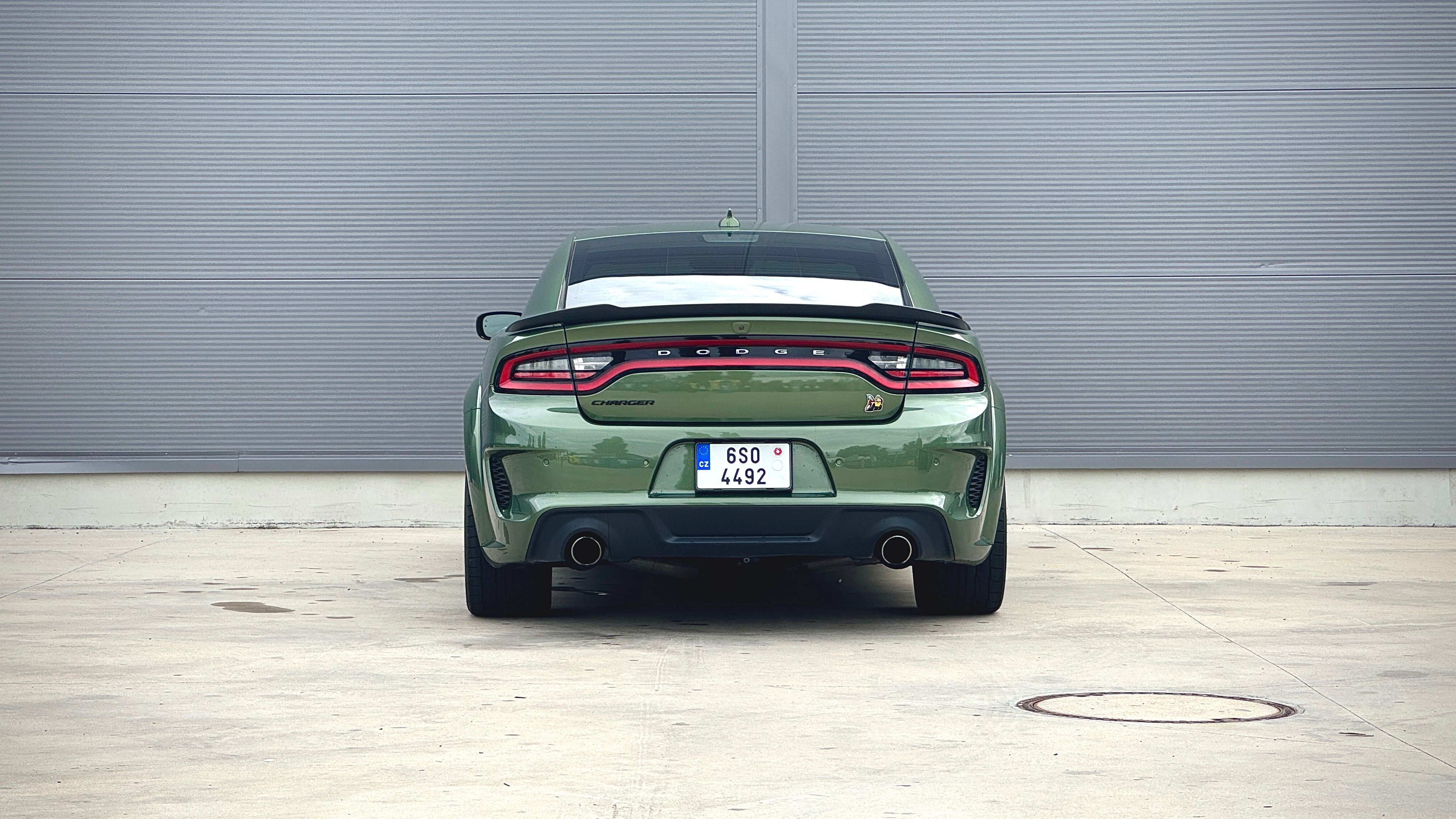 Dodge Charger, 6.4 Widebody Scatpack, DPH - fotka 5