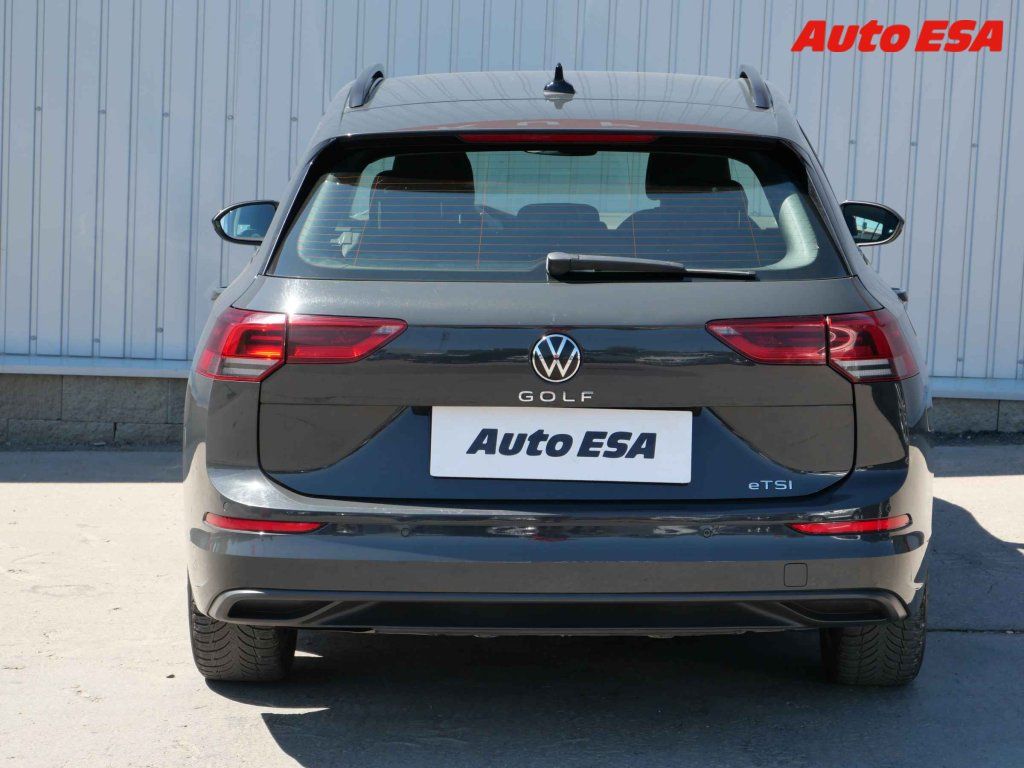 Volkswagen Golf, 1.0 eTSi,ČR,Life,AT,LED - fotka 5
