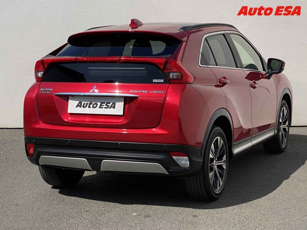 Mitsubishi Eclipse Cross, 1.5 T-MIVEC 4wd,4x4 - fotka 4