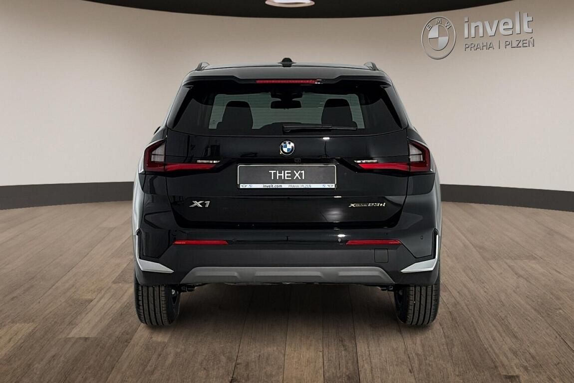 BMW X1, xDrive23d - fotka 4