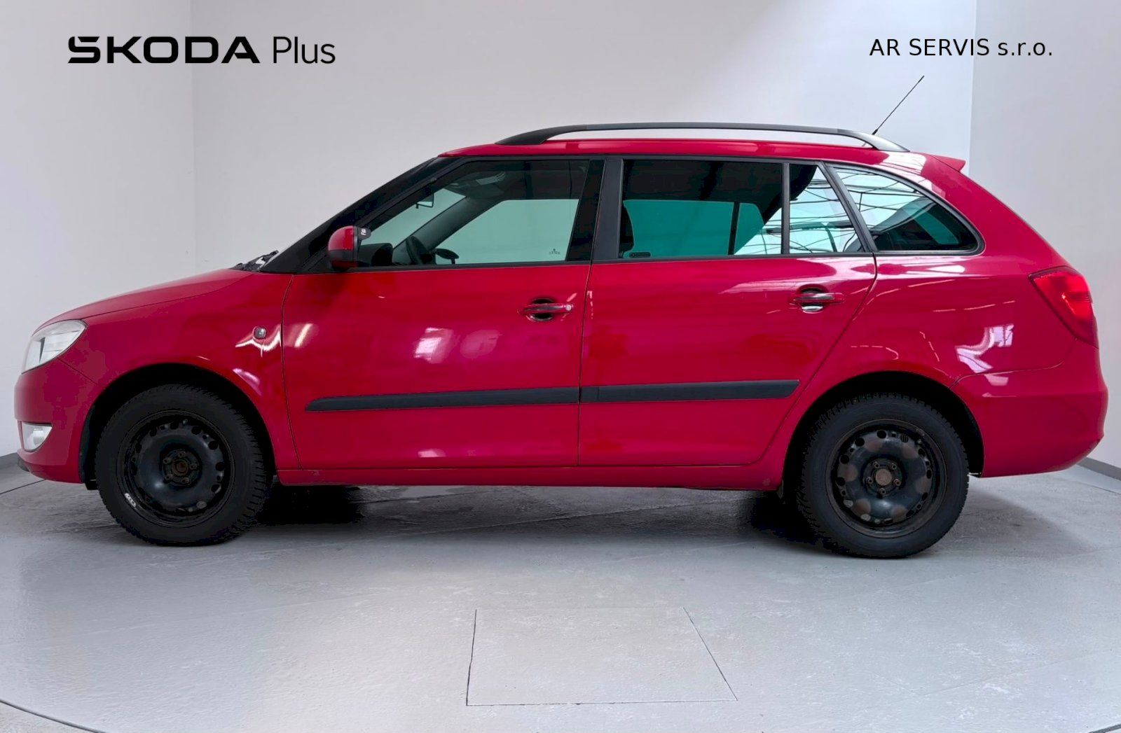Škoda Fabia, Combi  1,2HTP/51kW  Ambiente M - fotka 3