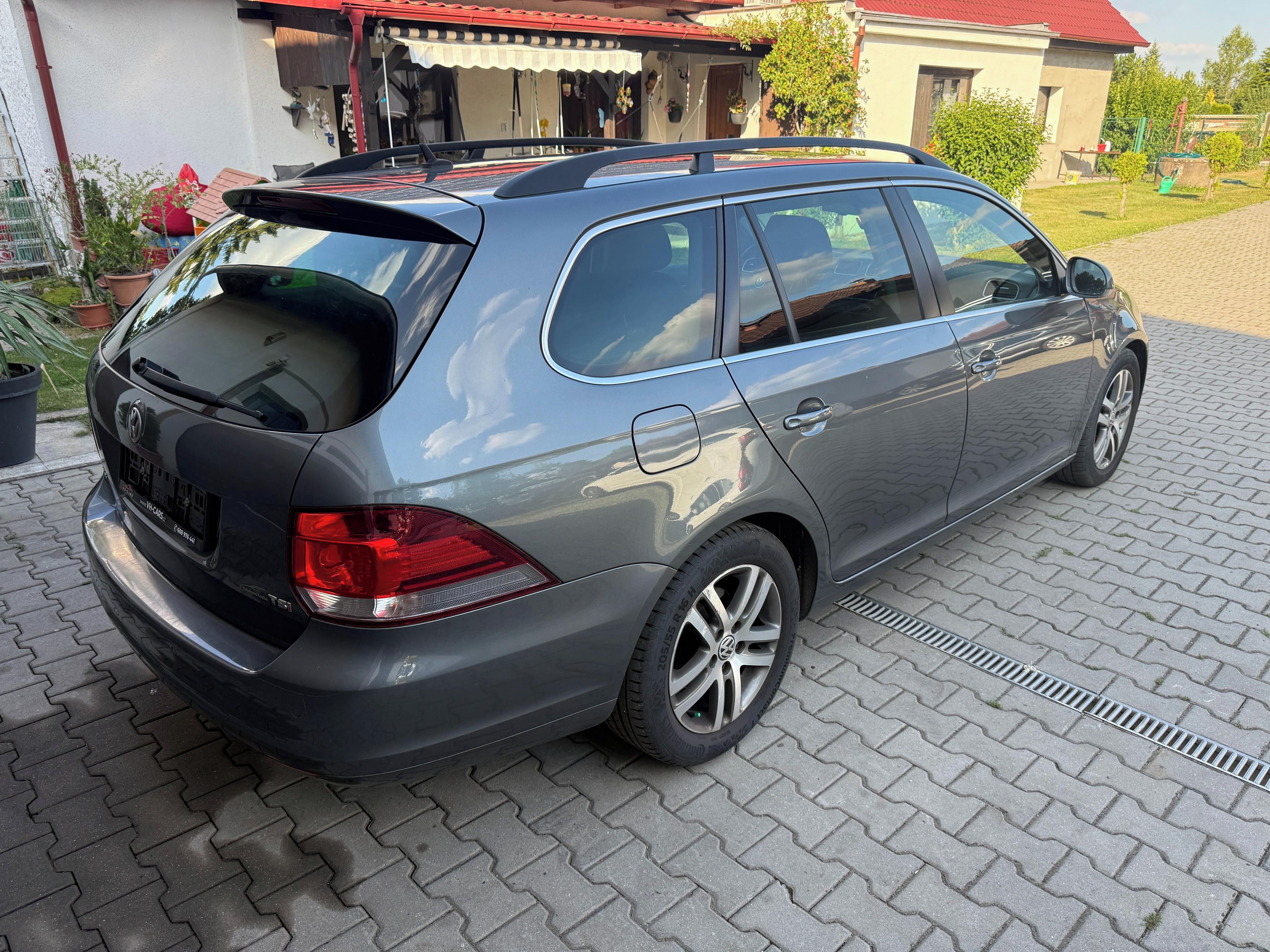 Volkswagen Golf - fotka 4