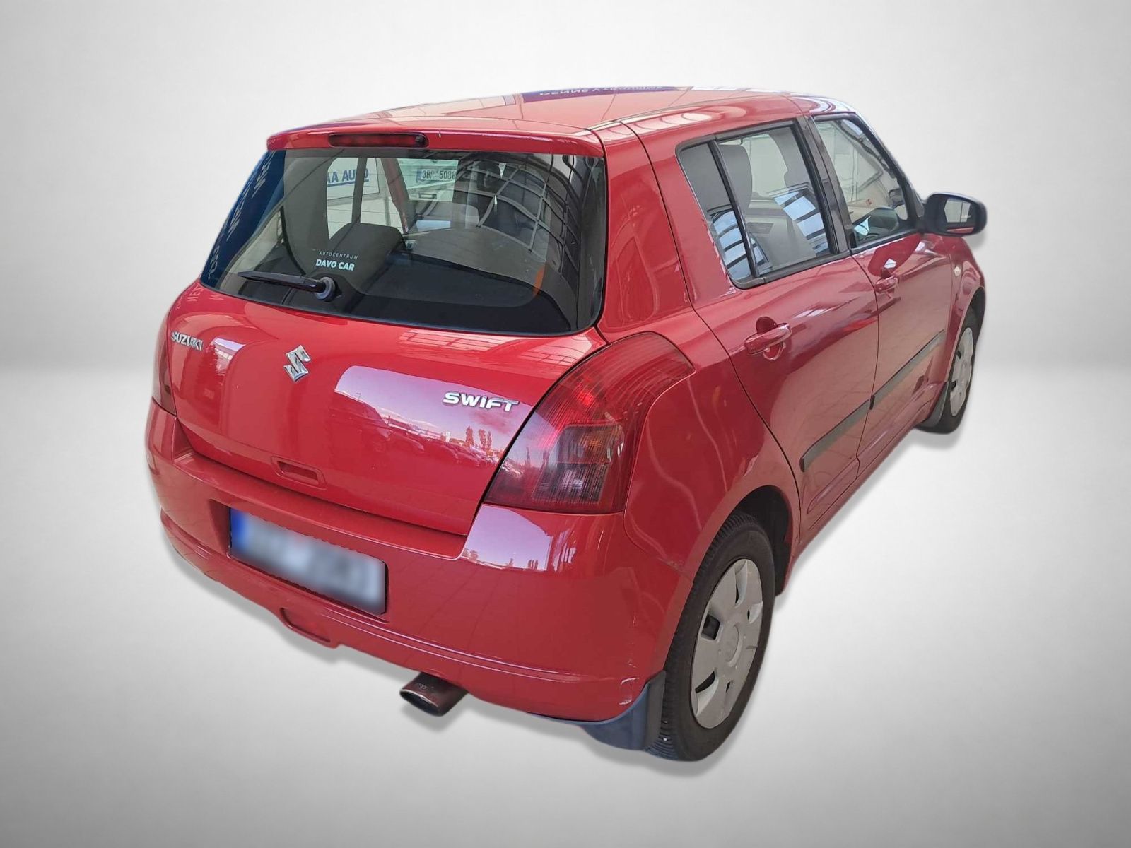 Suzuki Swift, 1.3, po STK, rezervace - fotka 2